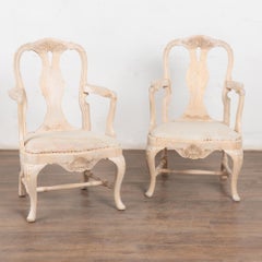 Early 20th Century Pair of Swedish Gustavian Arm Chairs
