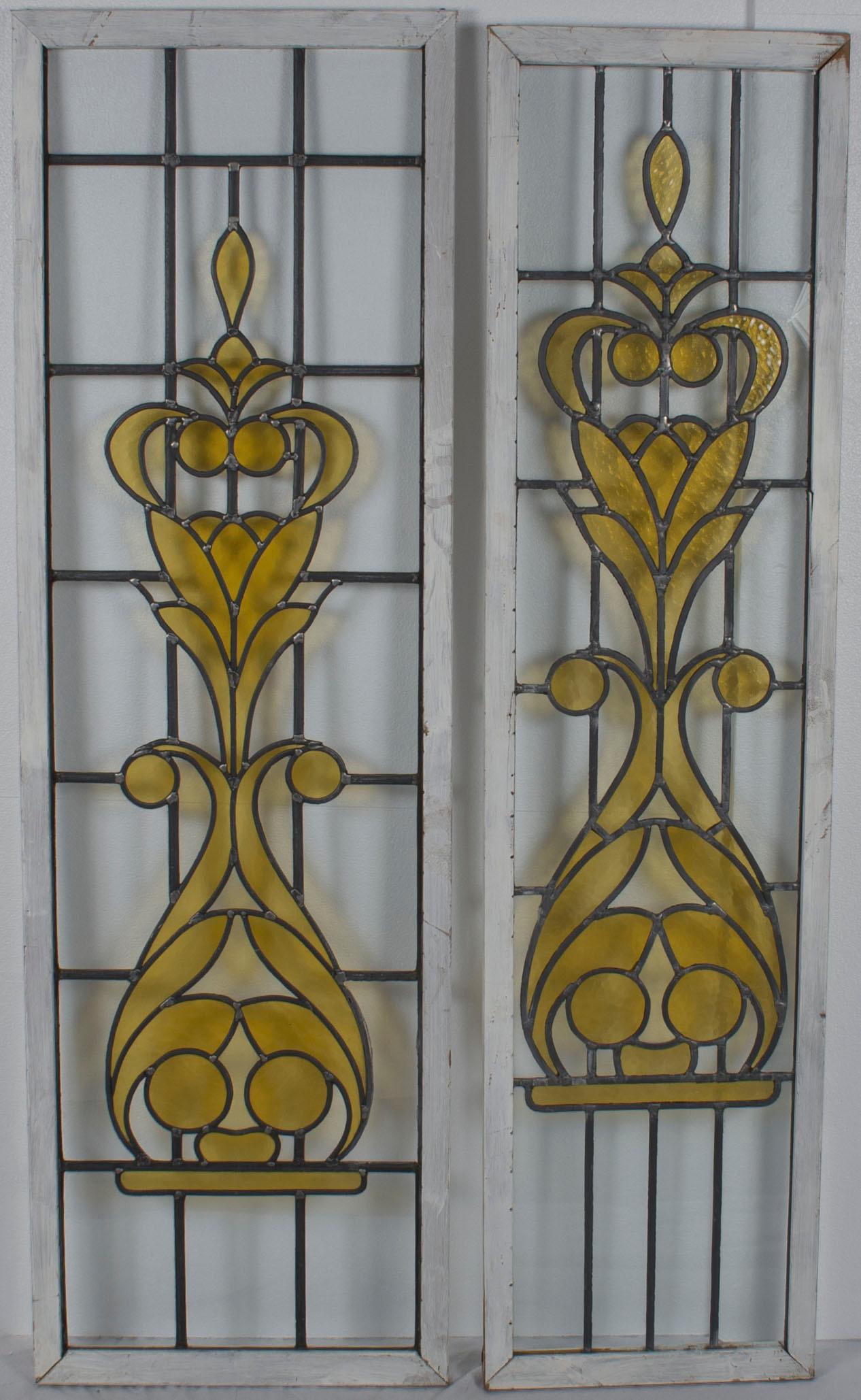 Early 20th Century Pair of Tall Leaded Stained Glass Panels For Sale 6