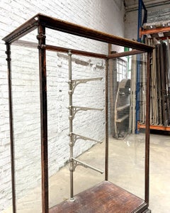 Early 20th Century Palermitan Display Cabinet / Vitrine