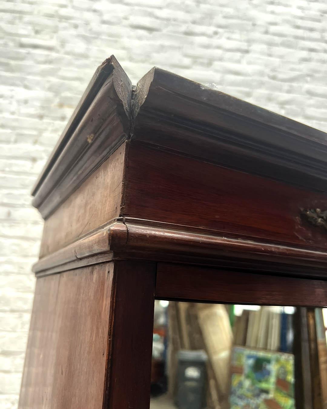 Early 20th Century Palermitan Empire-Style Vitrine / Display Cabinet For Sale 5