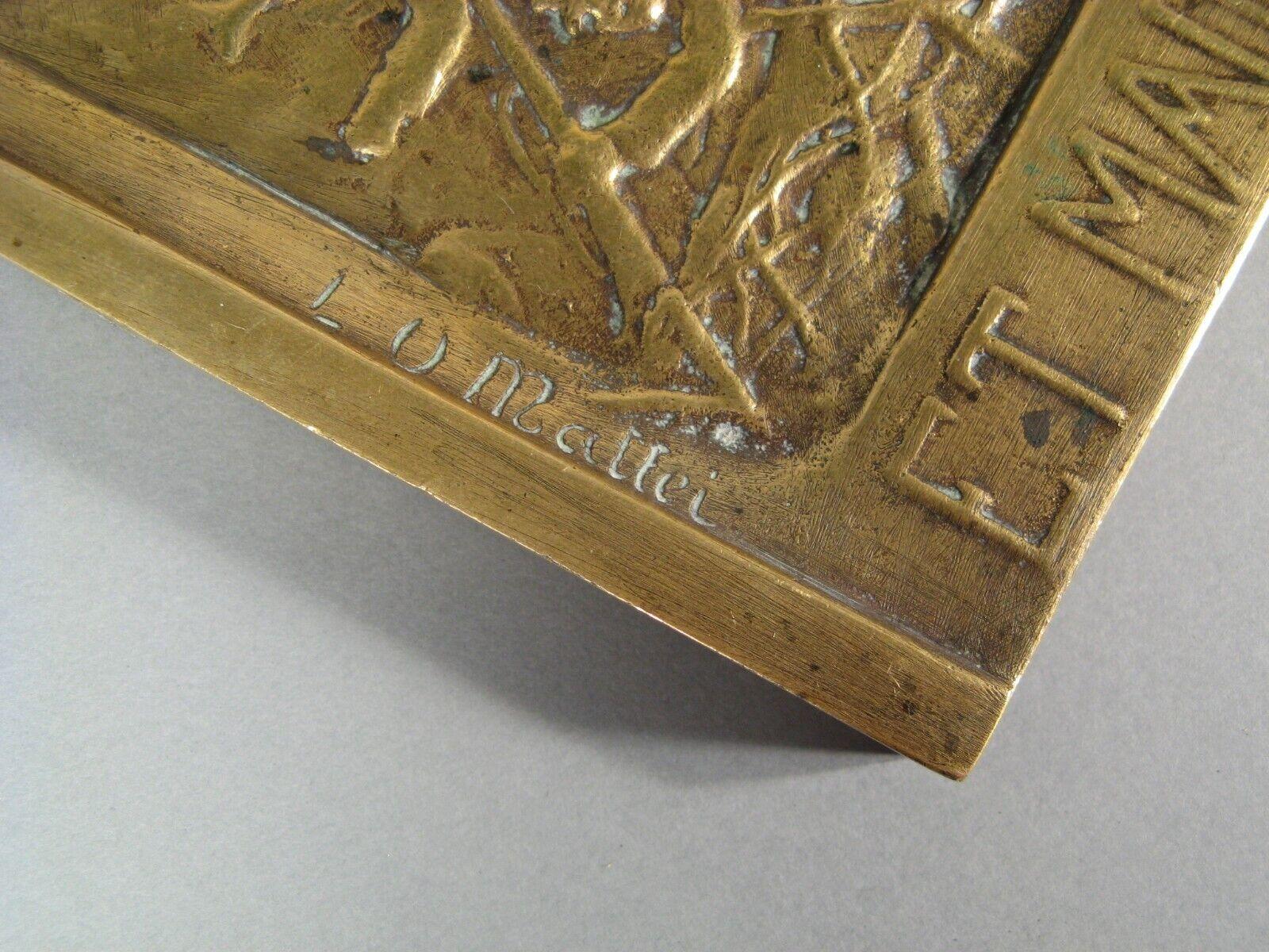Empire Début du 20ème siècle Bas-Relief en bronze patiné 
