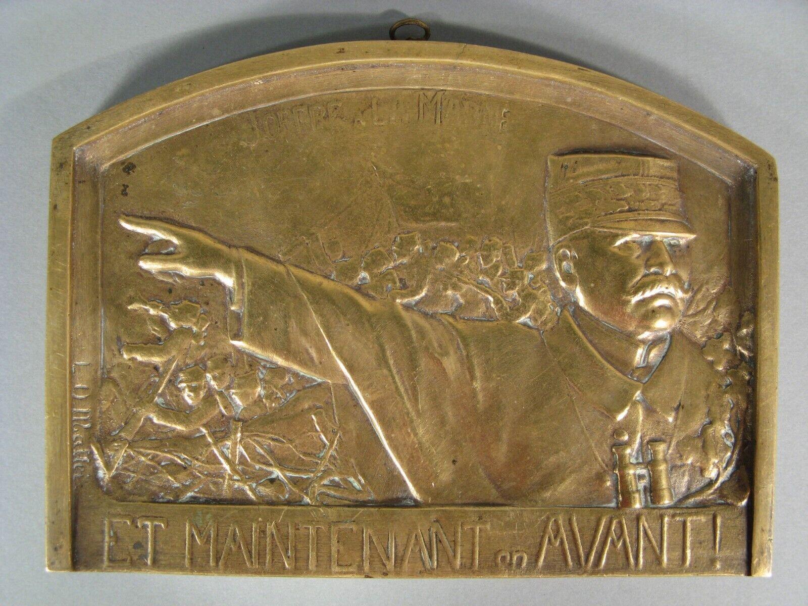 Début du 20ème siècle Bas-Relief en bronze patiné 