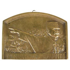 Early 20th Century Patinated Bronze Bas-Relief "ET MAINTENANT en AVANT"  - 1Y189