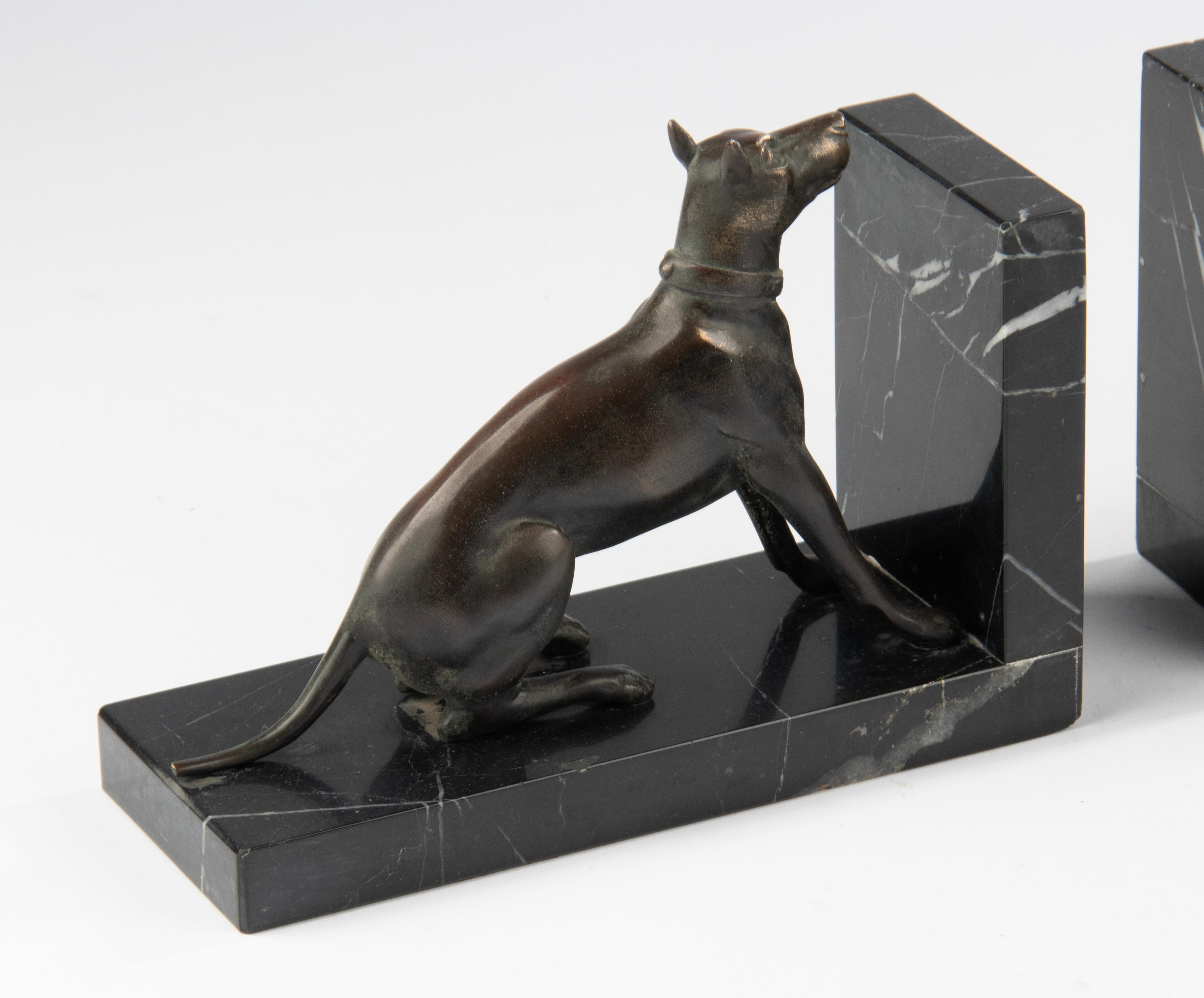 Early 20th Century Patinated Spelter and Marble Bookends with Danish Dogs For Sale 3