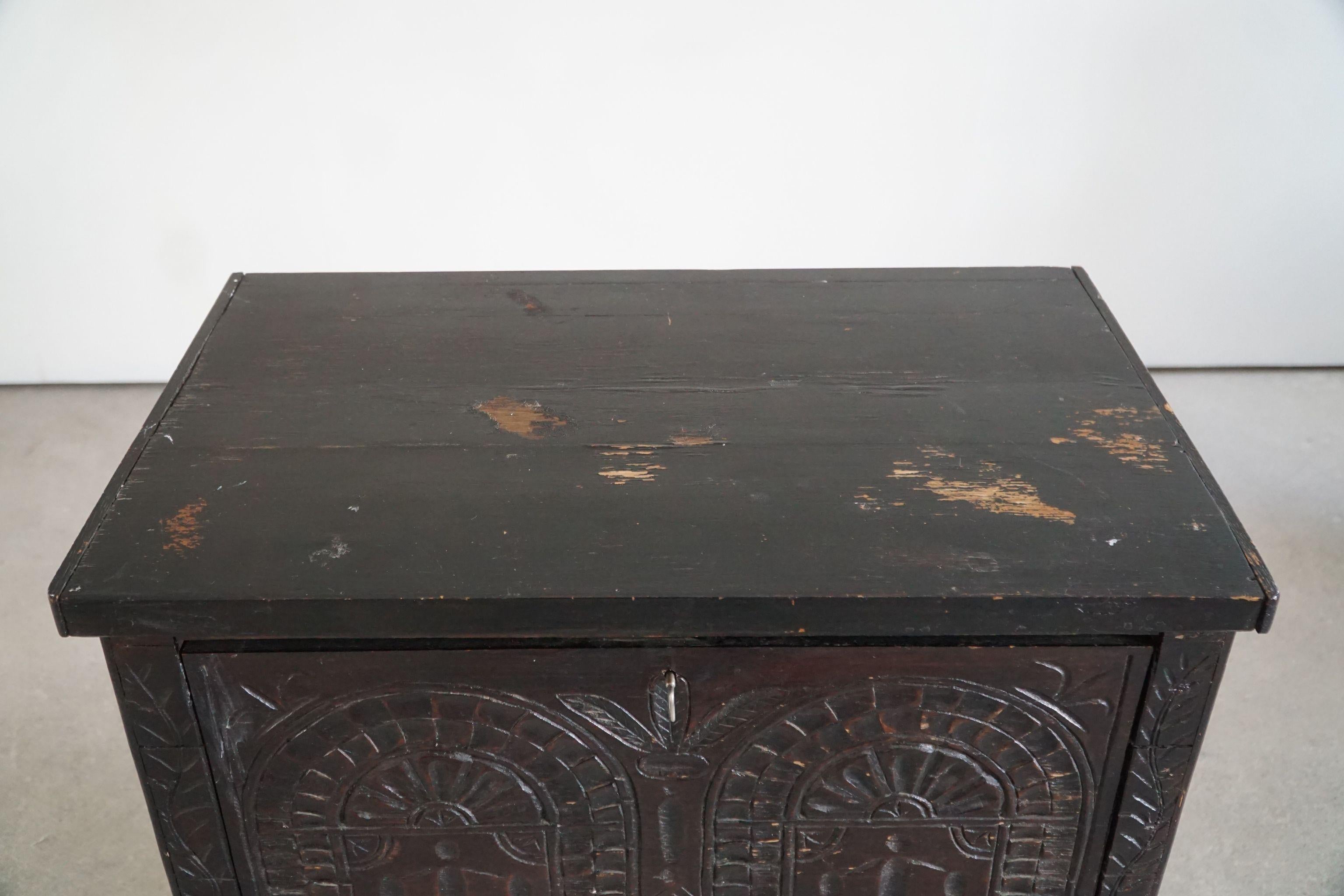 Early 20th Century Patinated Wabi Sabi Style Oak Chest, by a Danish Cabinetmaker 4