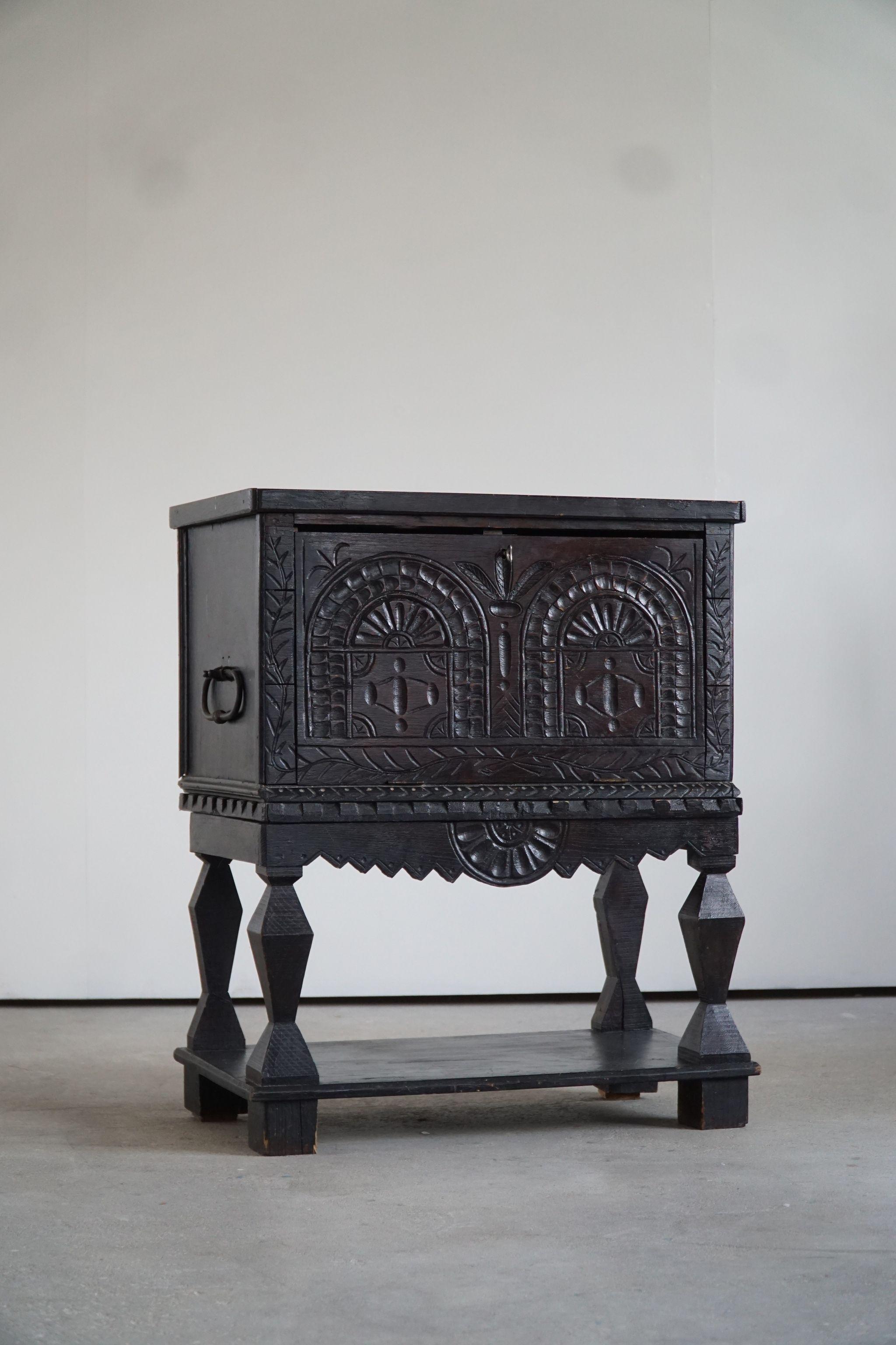 Early 20th Century Patinated Wabi Sabi Style Oak Chest, by a Danish Cabinetmaker 7