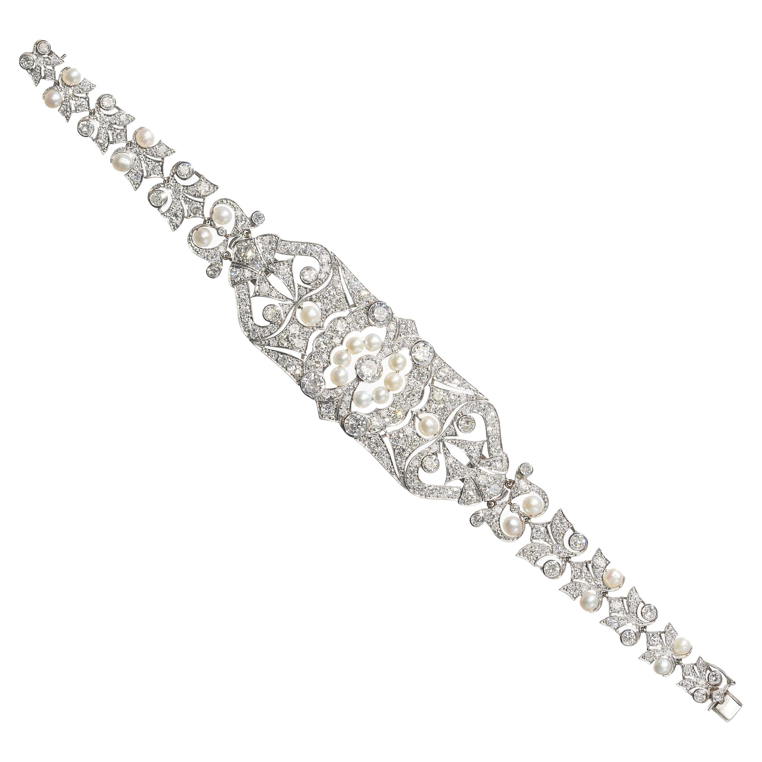 Early 20th Century Pearl, Diamond And Platinum Bracelet, Circa 1920, 8.90 Carats For Sale