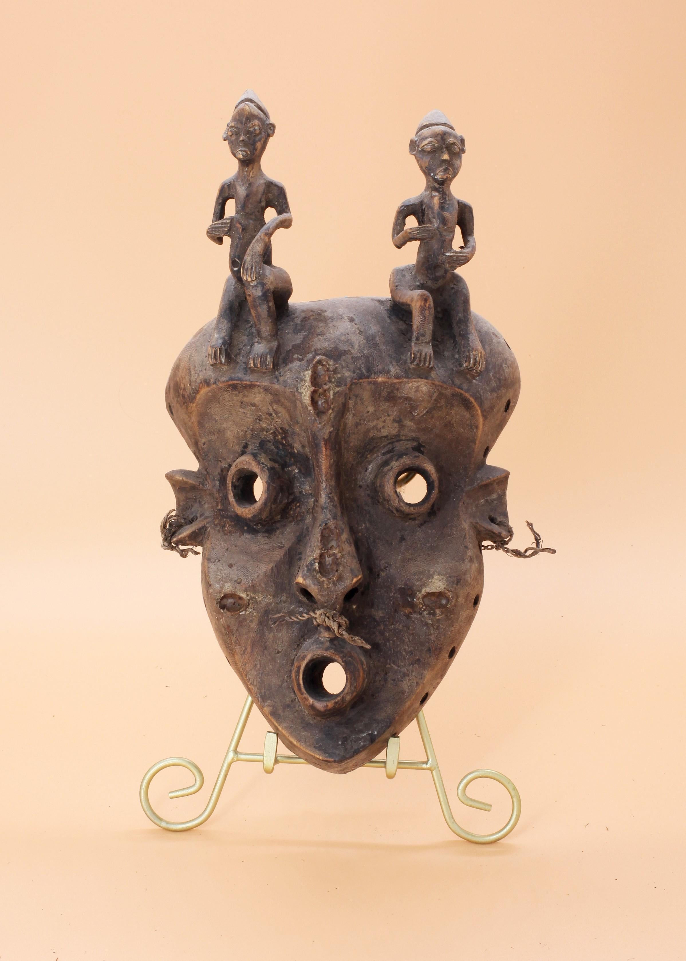 Pende-Maske „Circumcision Ceremonial“ aus dem frühen 20. Jahrhundert (Elfenbeinküste) im Angebot