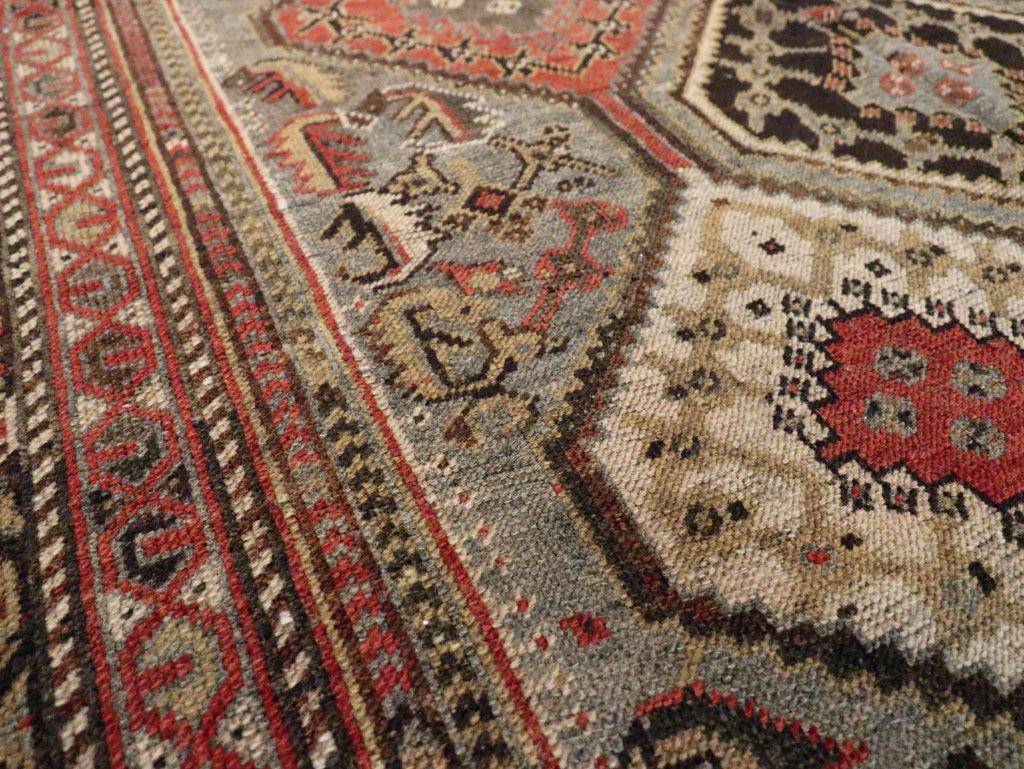 Tribale Early 20th Century Persian Afshar Accent Rug in vendita