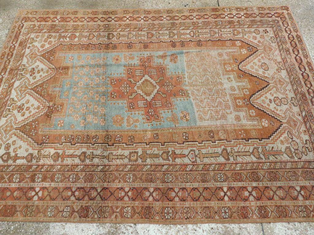 Alfombra de acento persa Afshar de principios del siglo XX Anudado a mano en venta