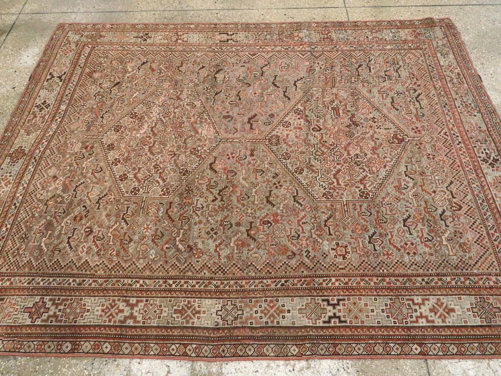 Alfombra de acento persa Afshar de principios del siglo XX Anudado a mano en venta