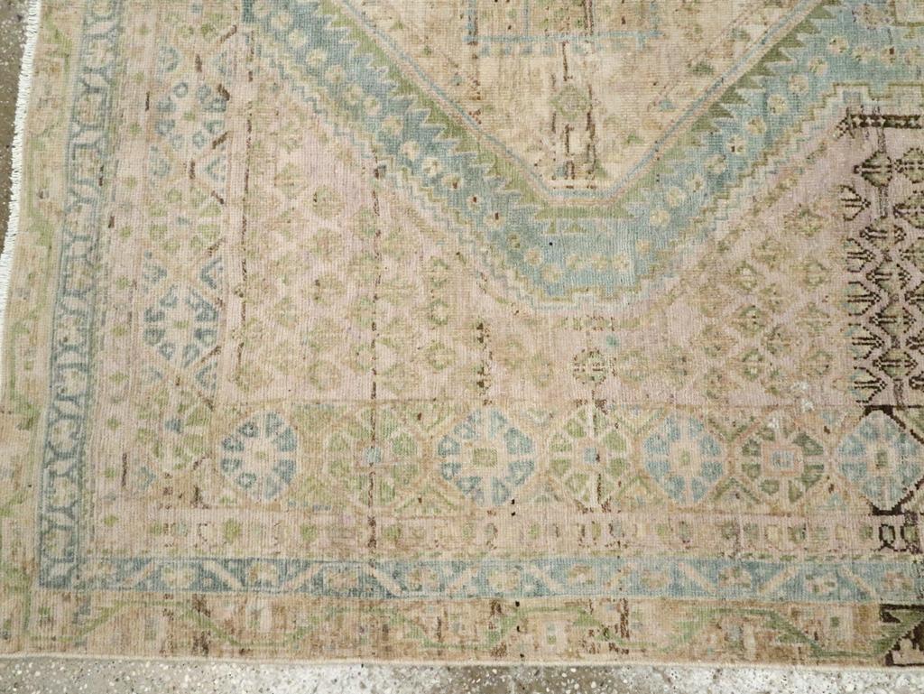 Annodato a mano Early 20th Century Persian Afshar Accent Rug in vendita
