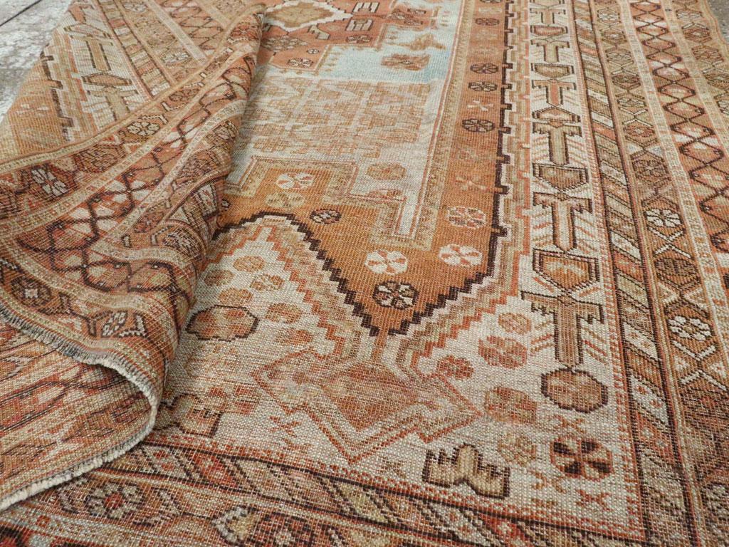 Alfombra de acento persa Afshar de principios del siglo XX en Excelente estado para la venta en New York, NY