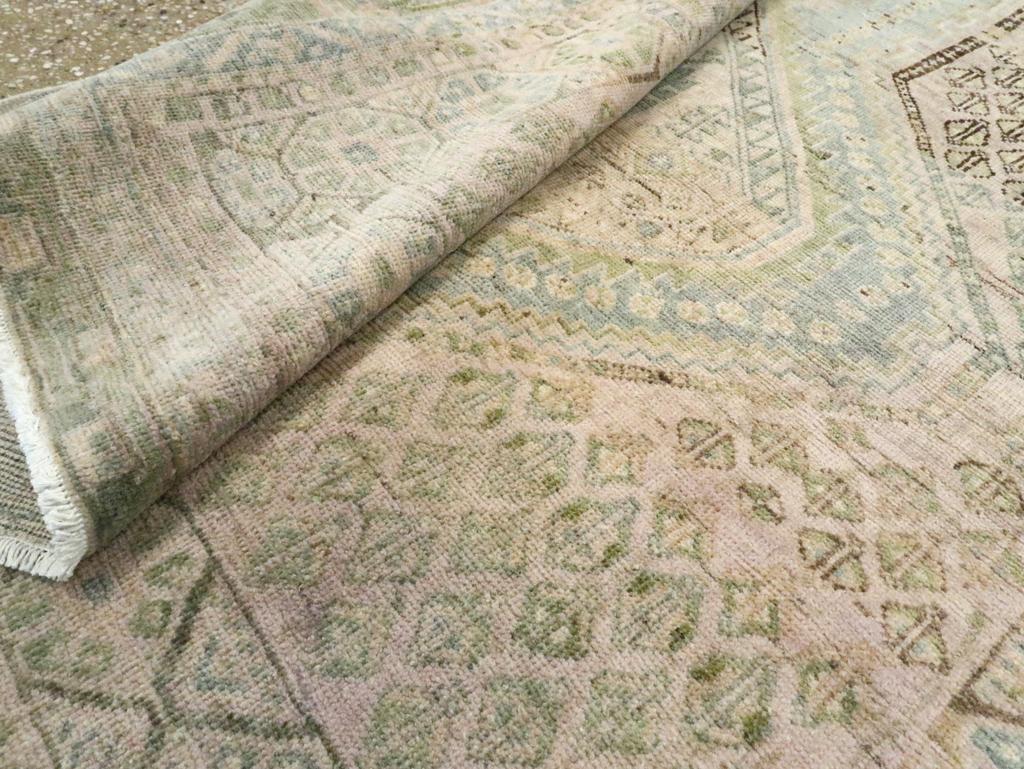 XX secolo Early 20th Century Persian Afshar Accent Rug in vendita