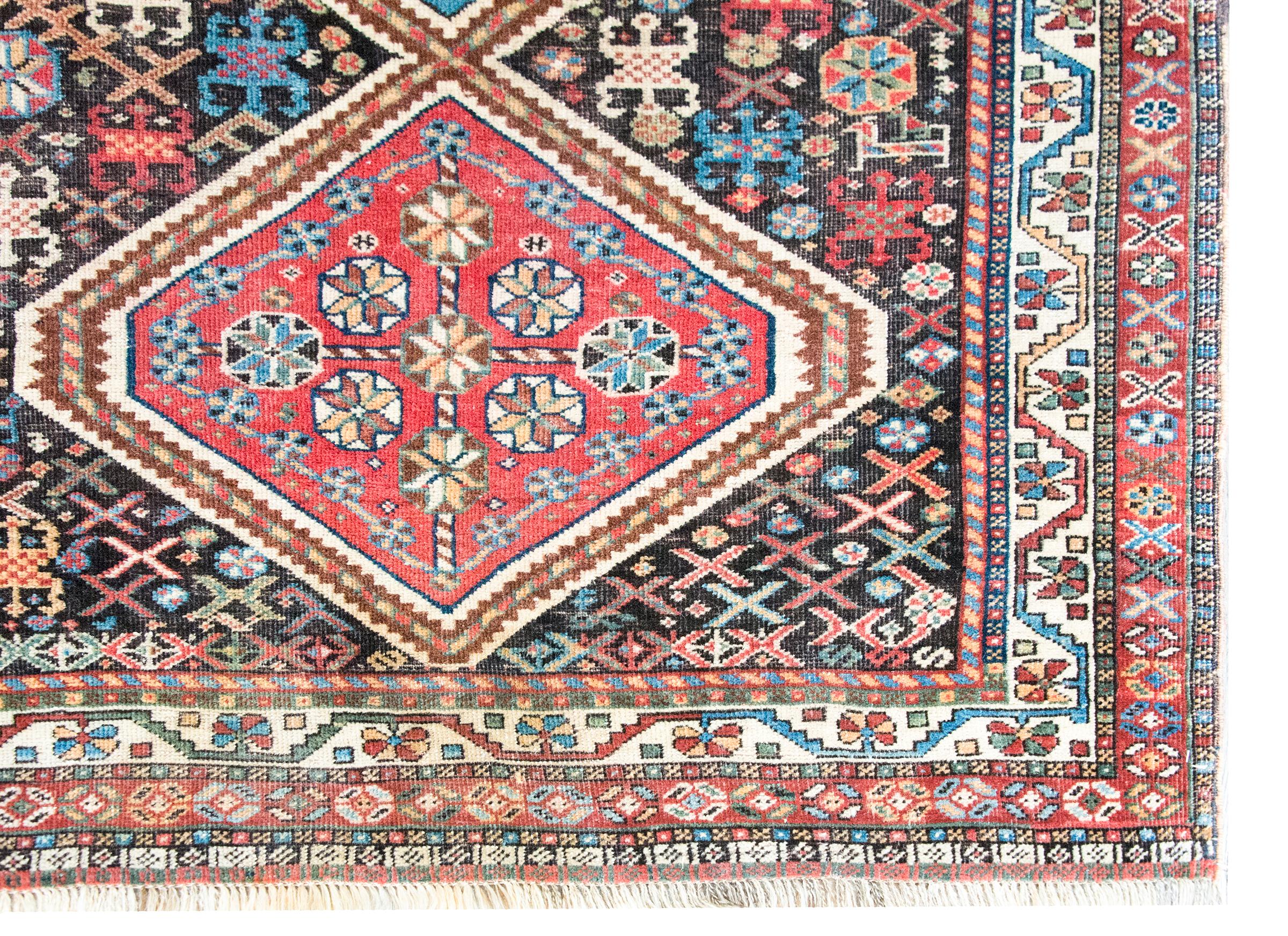 Persischer Afshar-Teppich des frühen 20. Jahrhunderts im Angebot 6