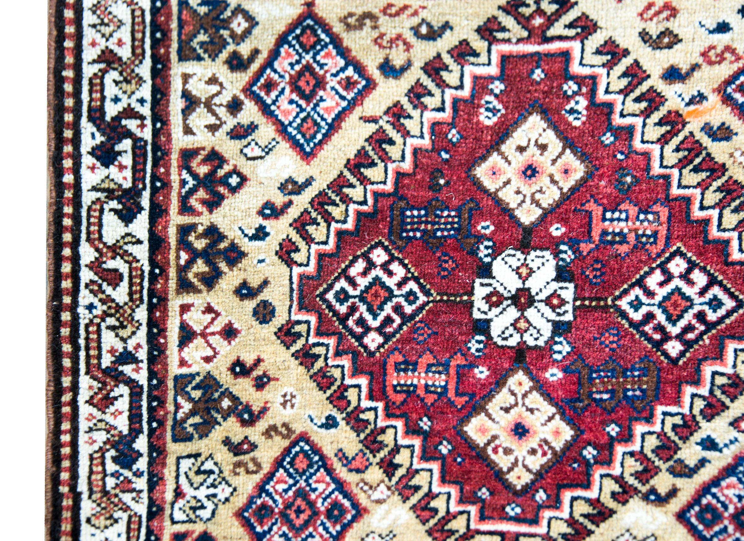 Early 20th Century Persian Afshar Rug In Good Condition For Sale In Chicago, IL