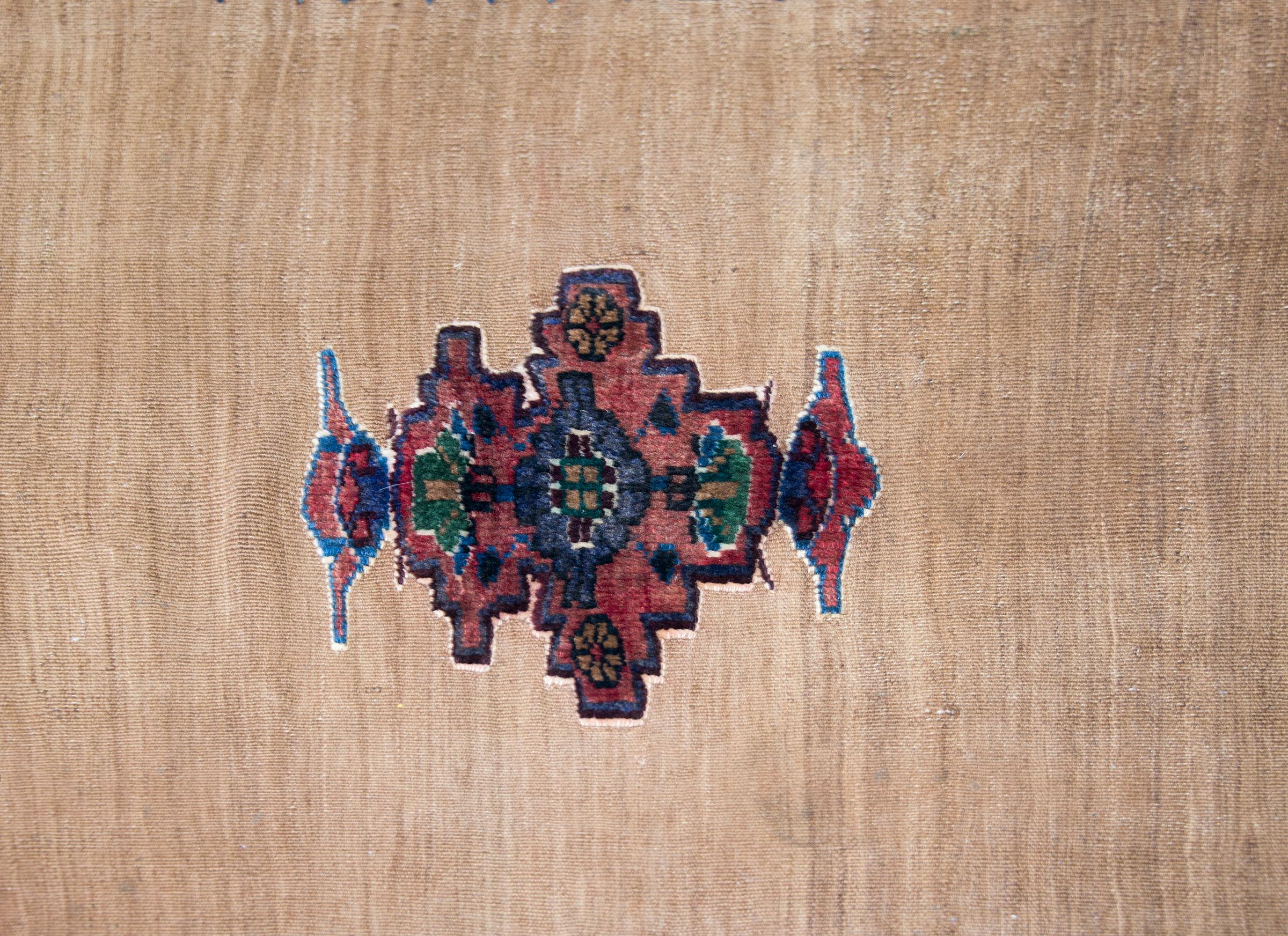 Persischer Afshar Sofreh-Teppich aus dem frühen 20. Jahrhundert (Handgeknüpft) im Angebot