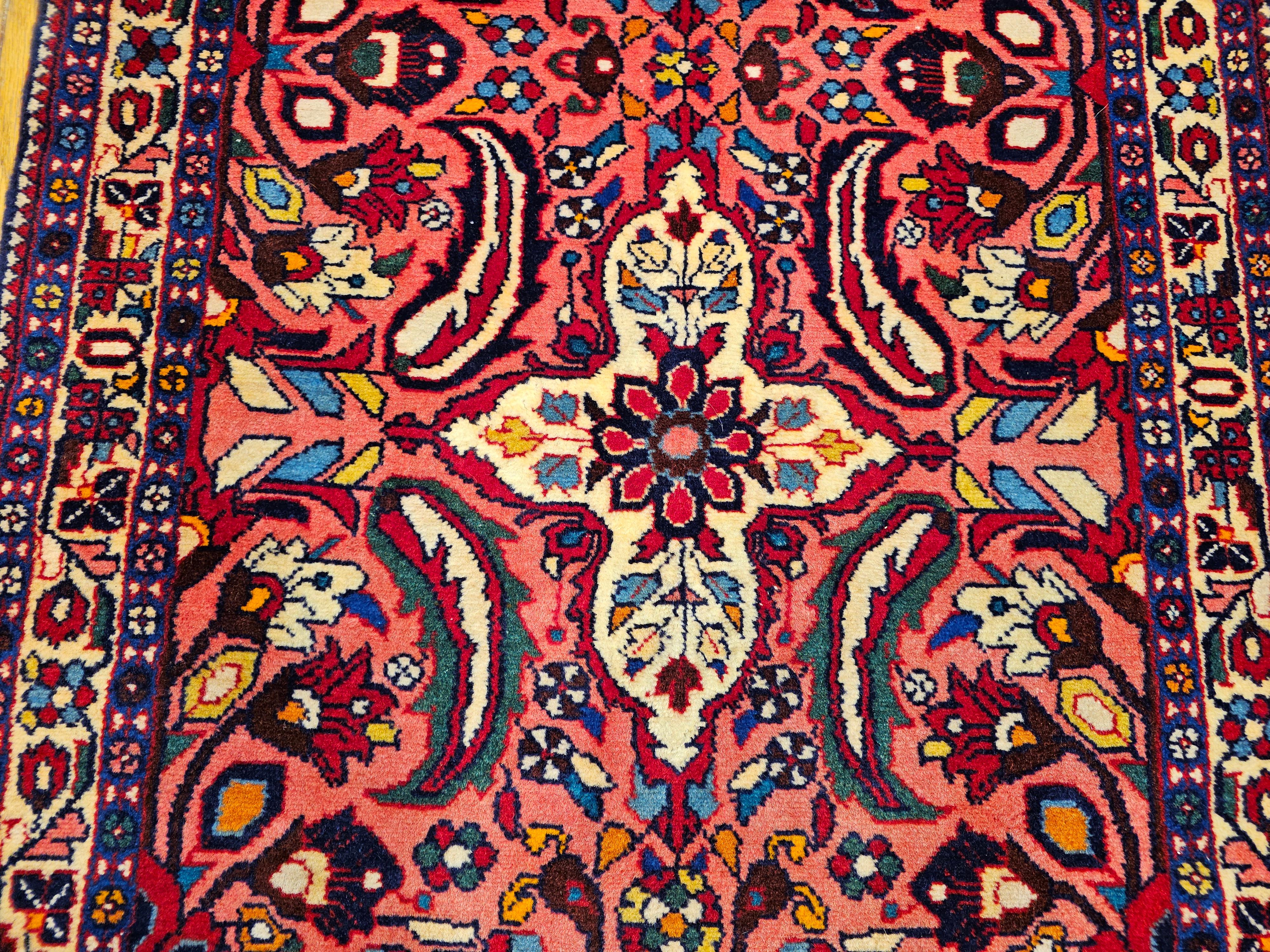 Alfombra Persa Bakhtiari de principios del siglo XX en venta 2
