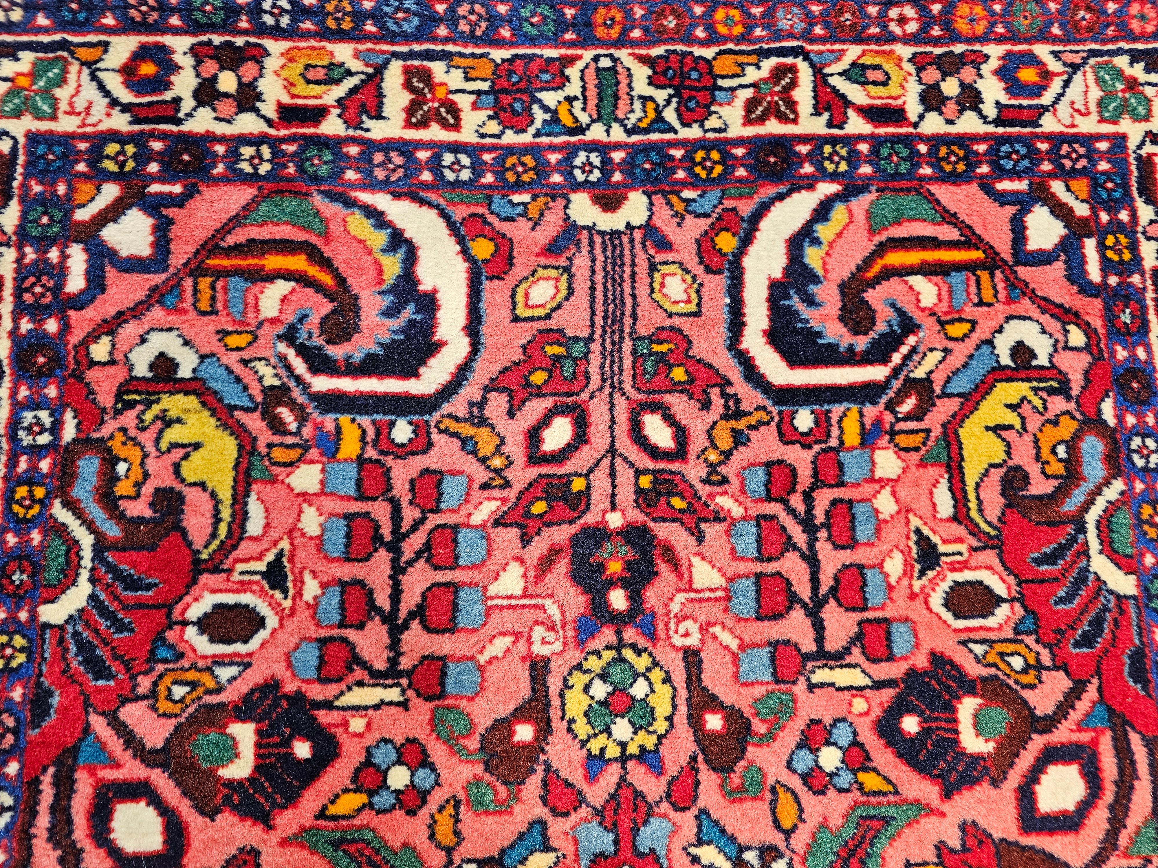Alfombra Persa Bakhtiari de principios del siglo XX en venta 3