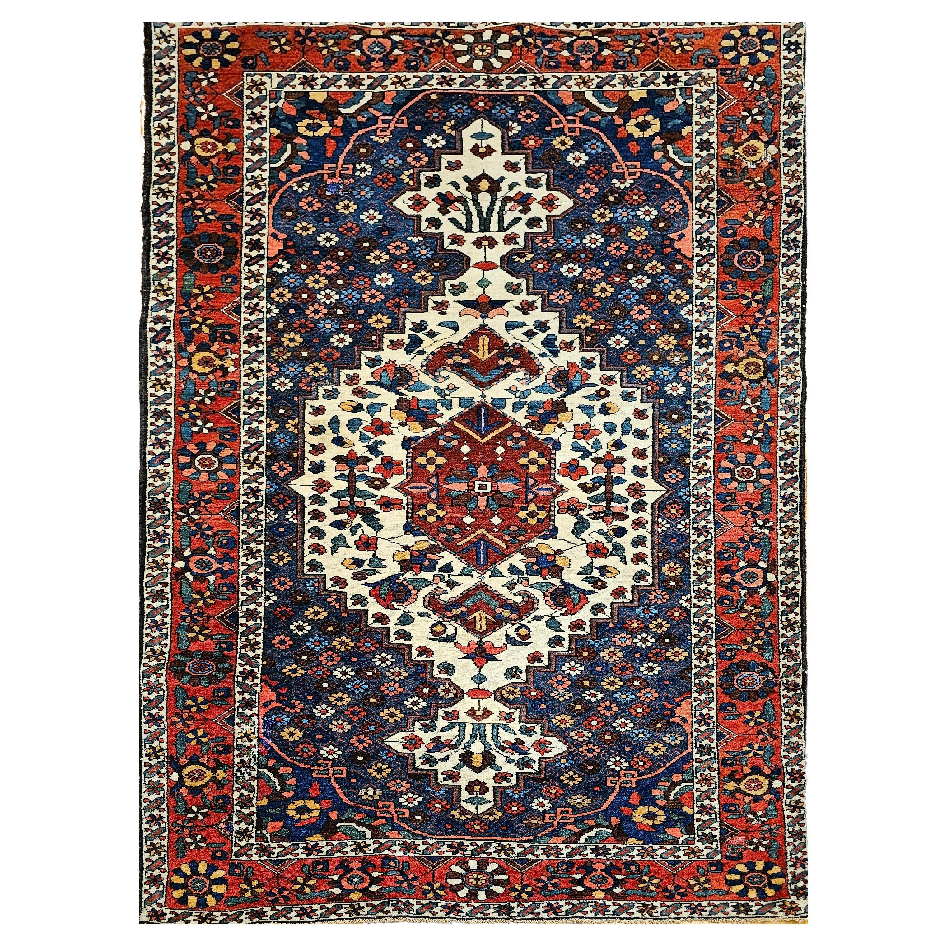 Tapis persan Bakhtiari Bibibaft du début du XXe siècle