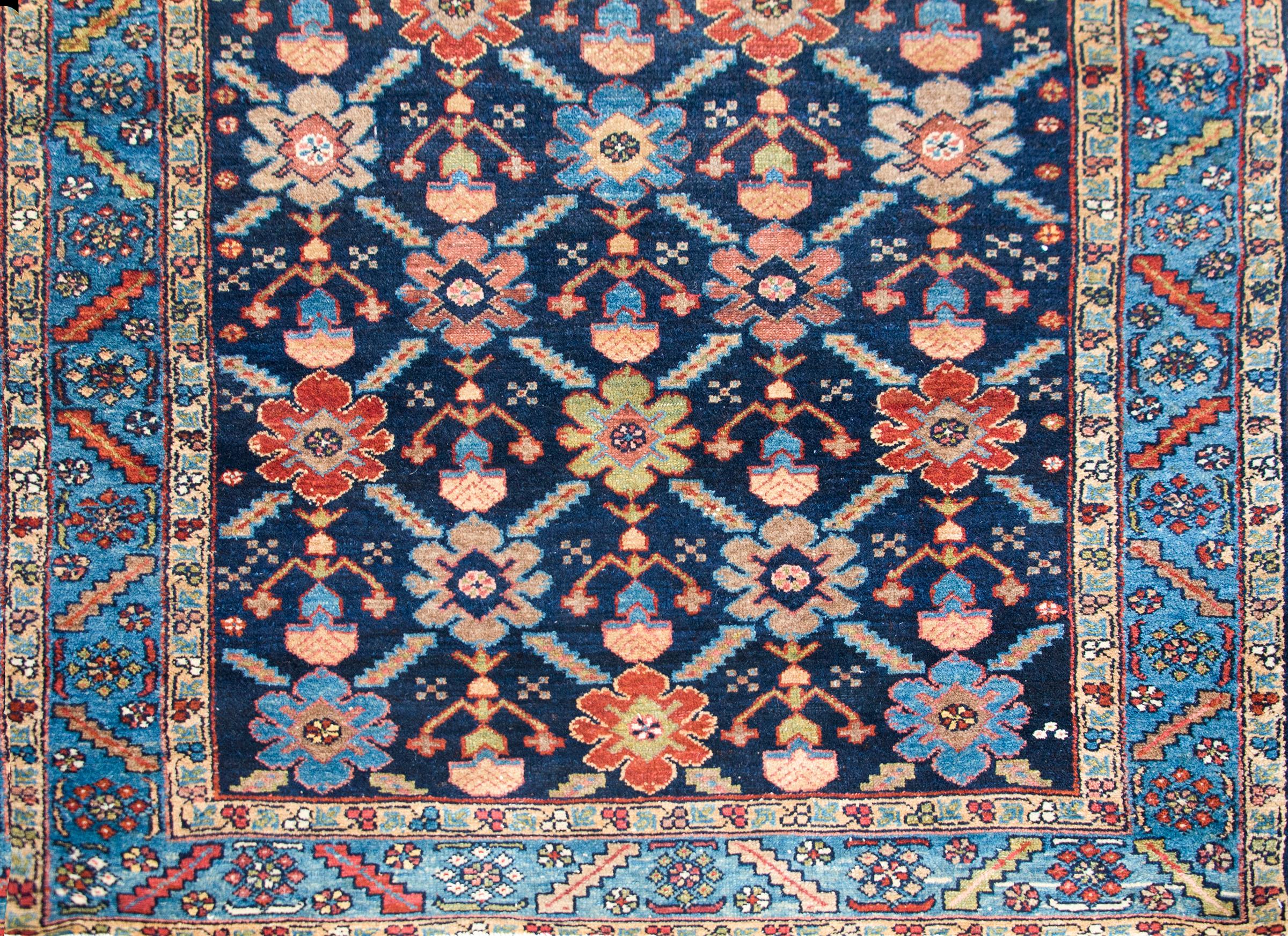 Early 20th Century Persian Bakhtiari Rug For Sale 5