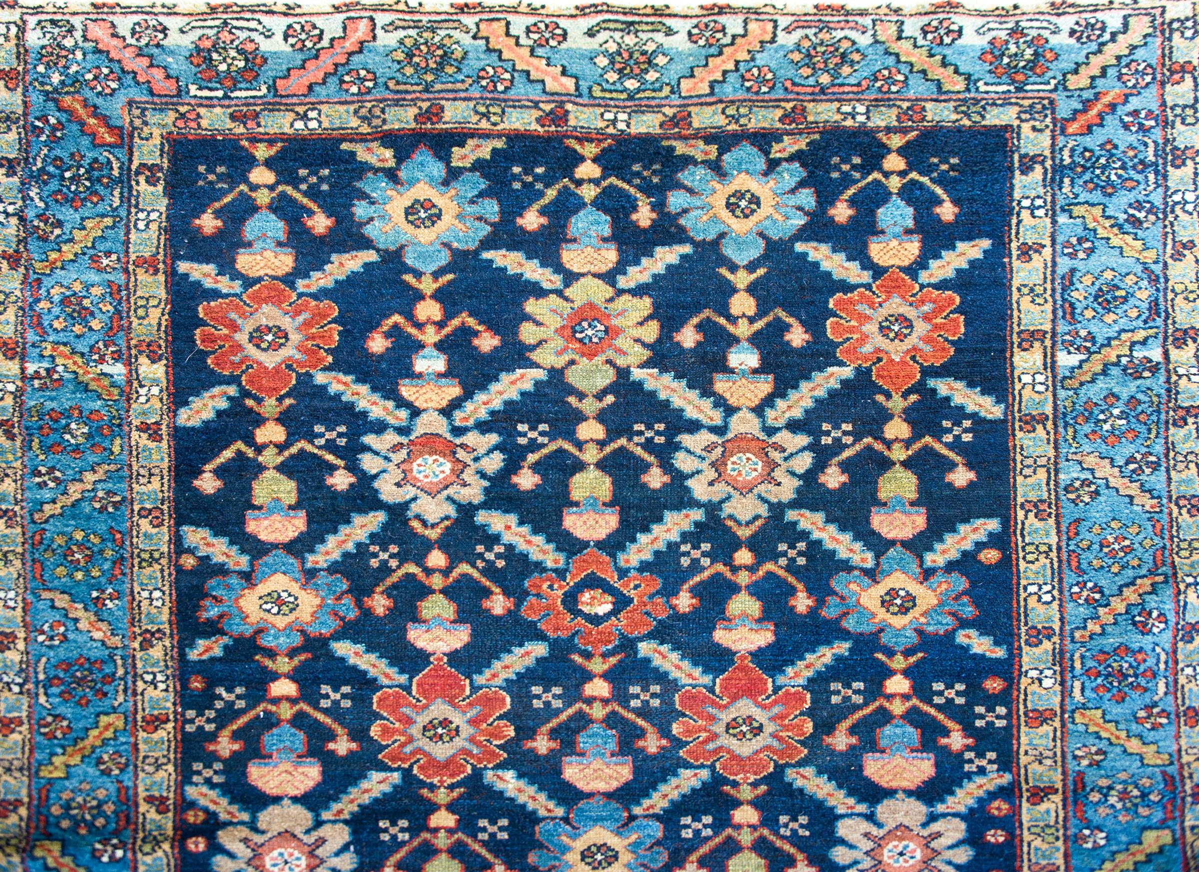 Early 20th Century Persian Bakhtiari Rug For Sale 7