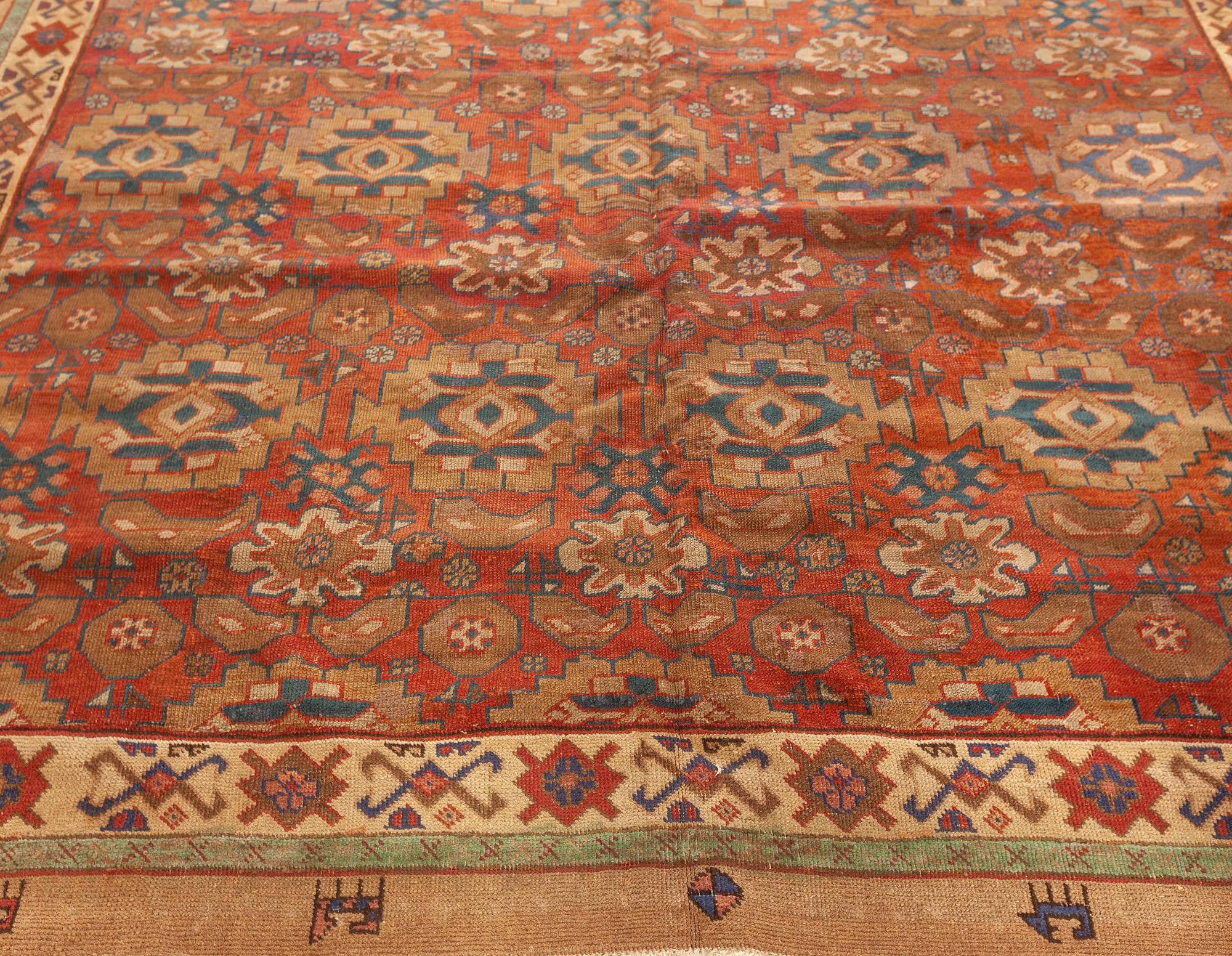 Early 20th Century Persian Bakshaish Red Handmade Wool Rug In Good Condition For Sale In New York, NY