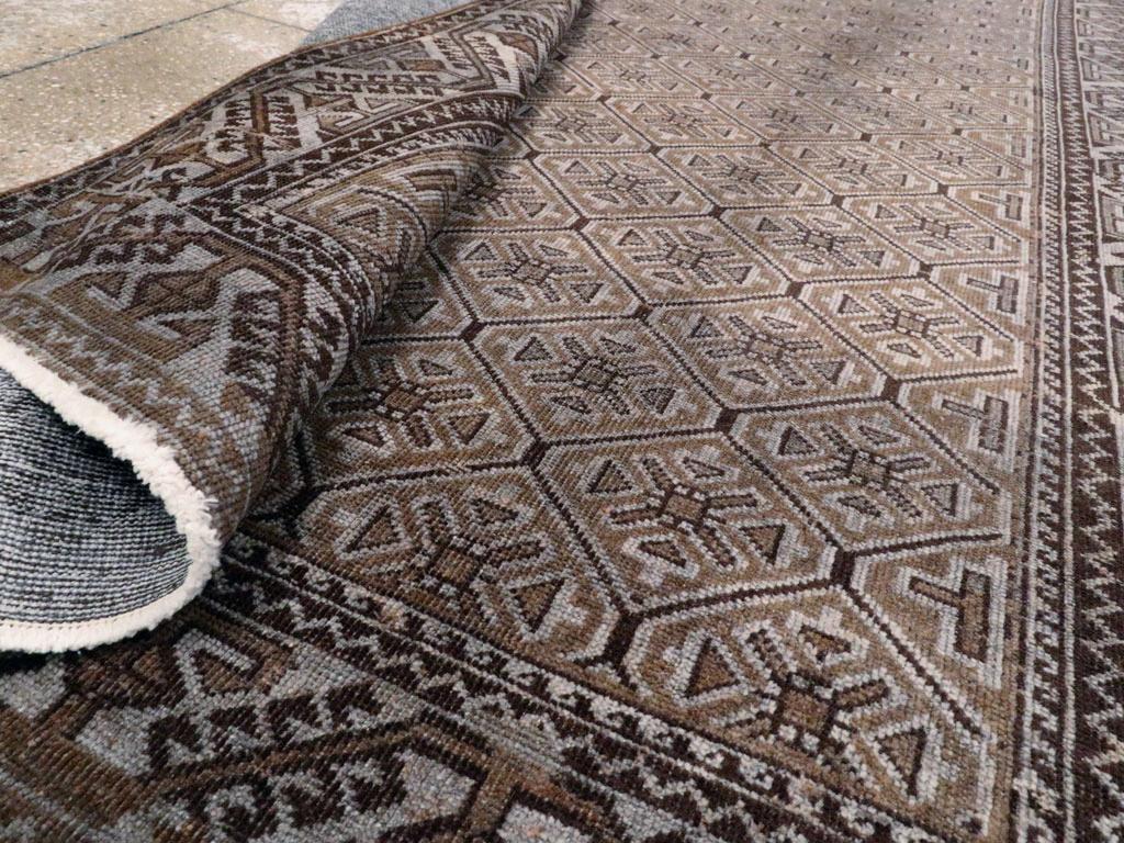 Tappeto d'accento persiano Baluch dei primi del Novecento In condizioni ottime in vendita a New York, NY