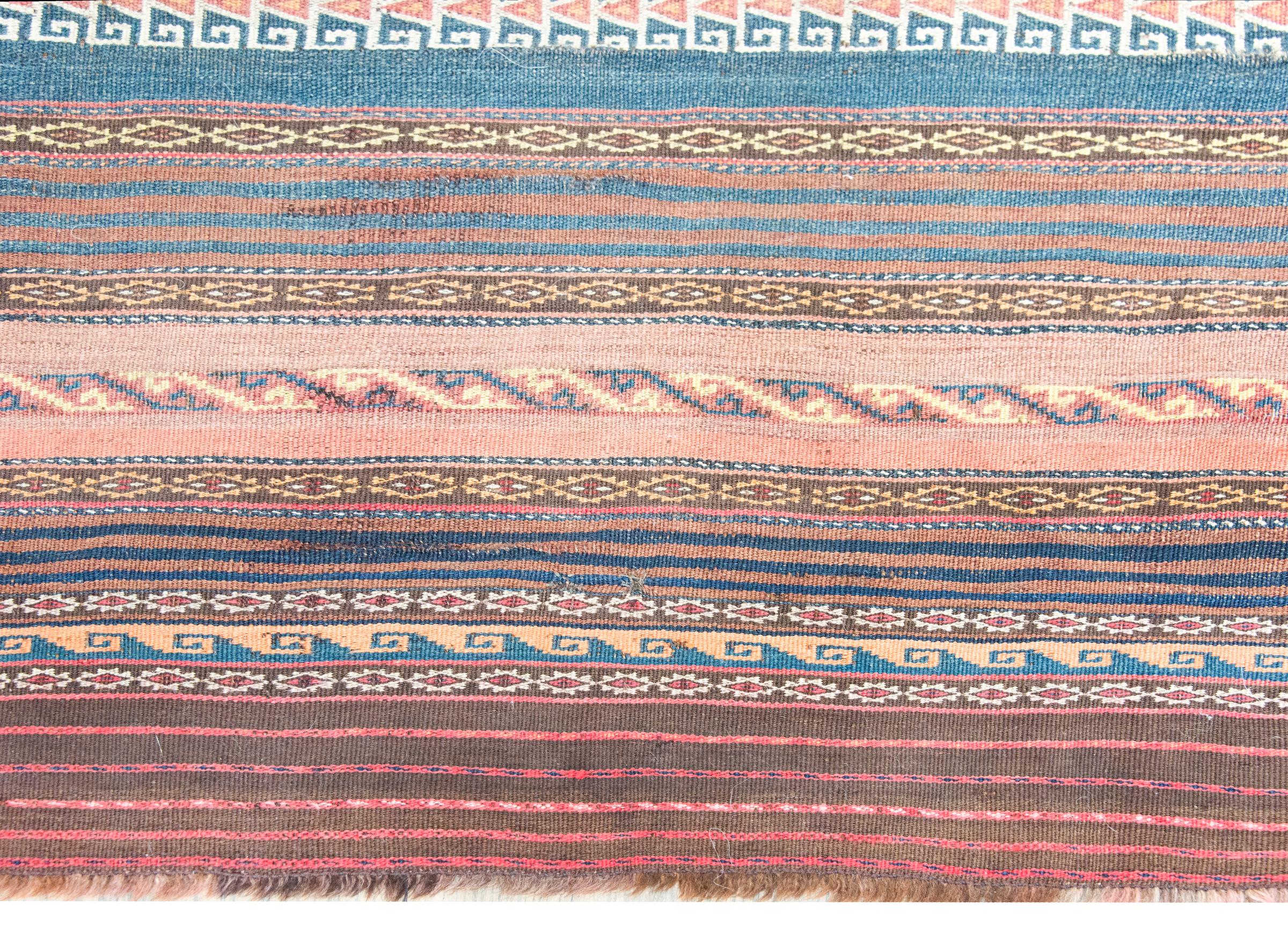 Kilim persiano Baluch dei primi del Novecento in vendita 1