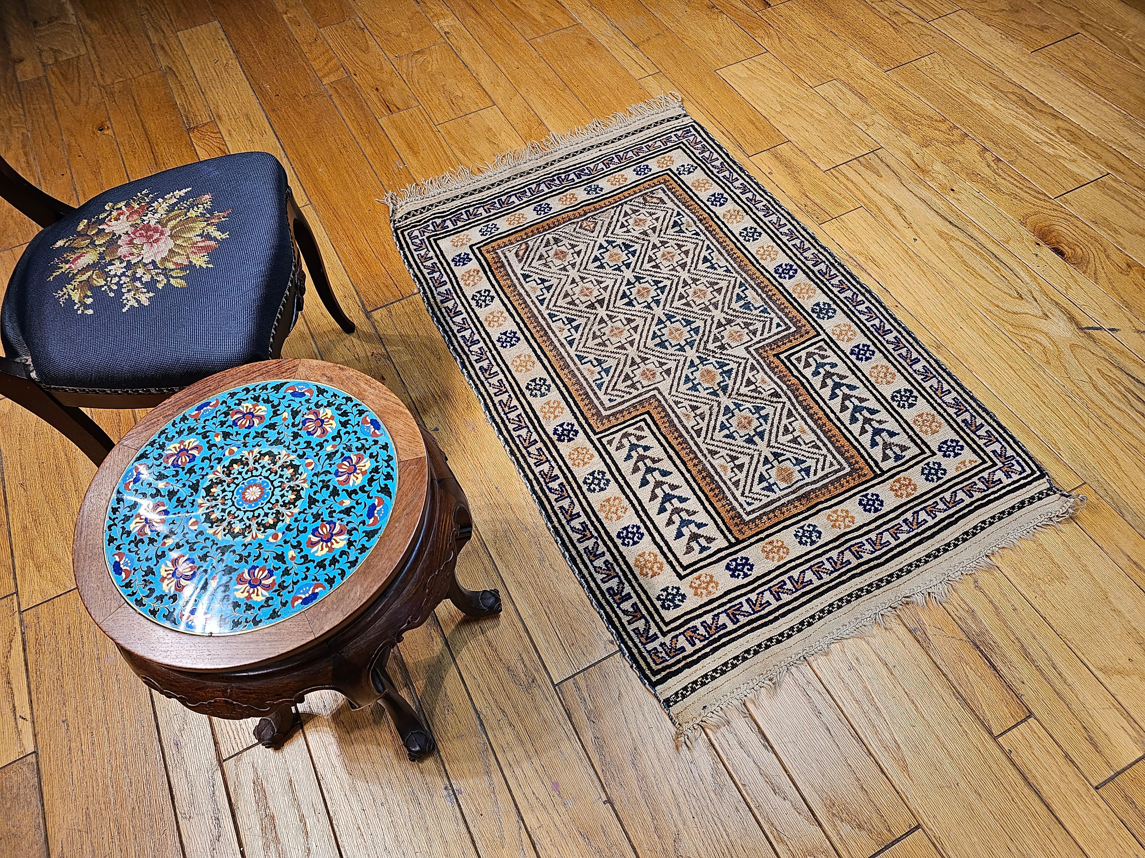 Early 20th Century Persian Baluch Prayer Area Rug in Ivory, Blue, Brown For Sale 5
