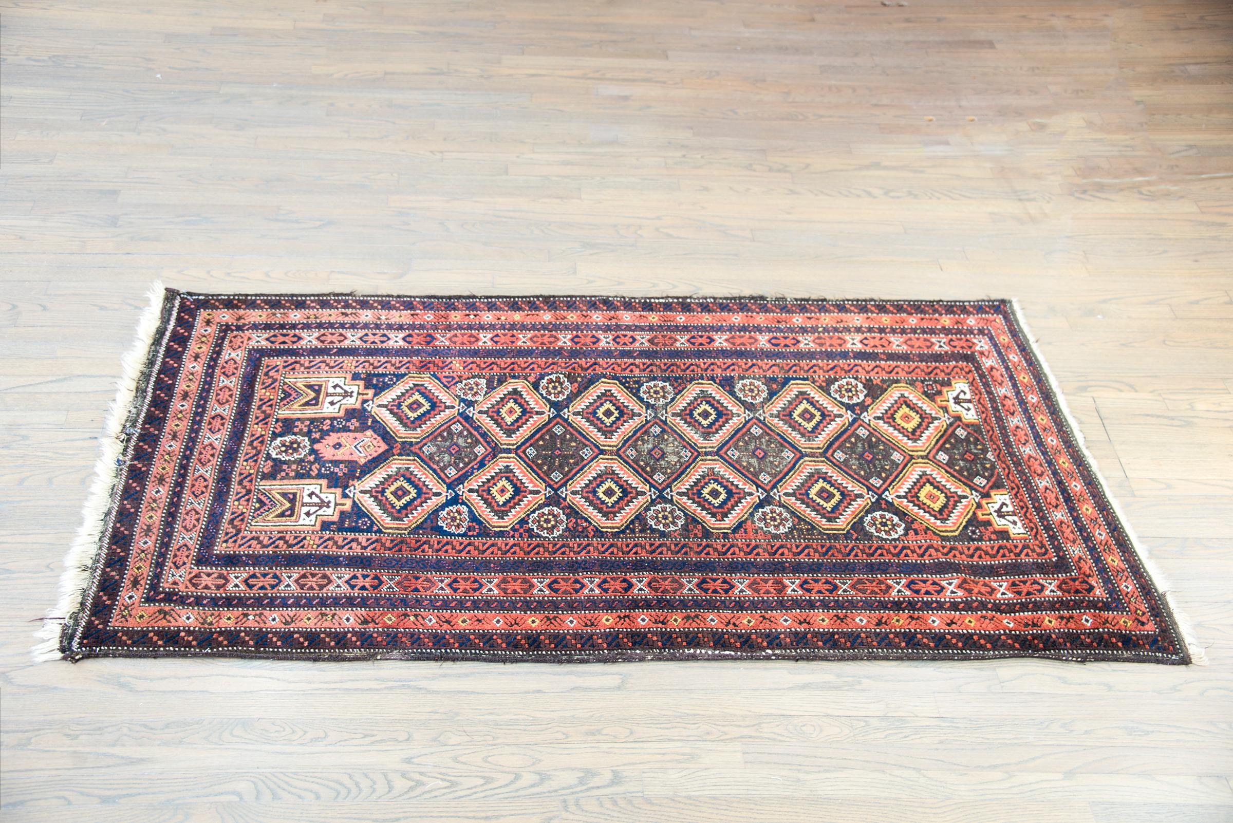 Early 20th Century Persian Baluch Rug For Sale 8