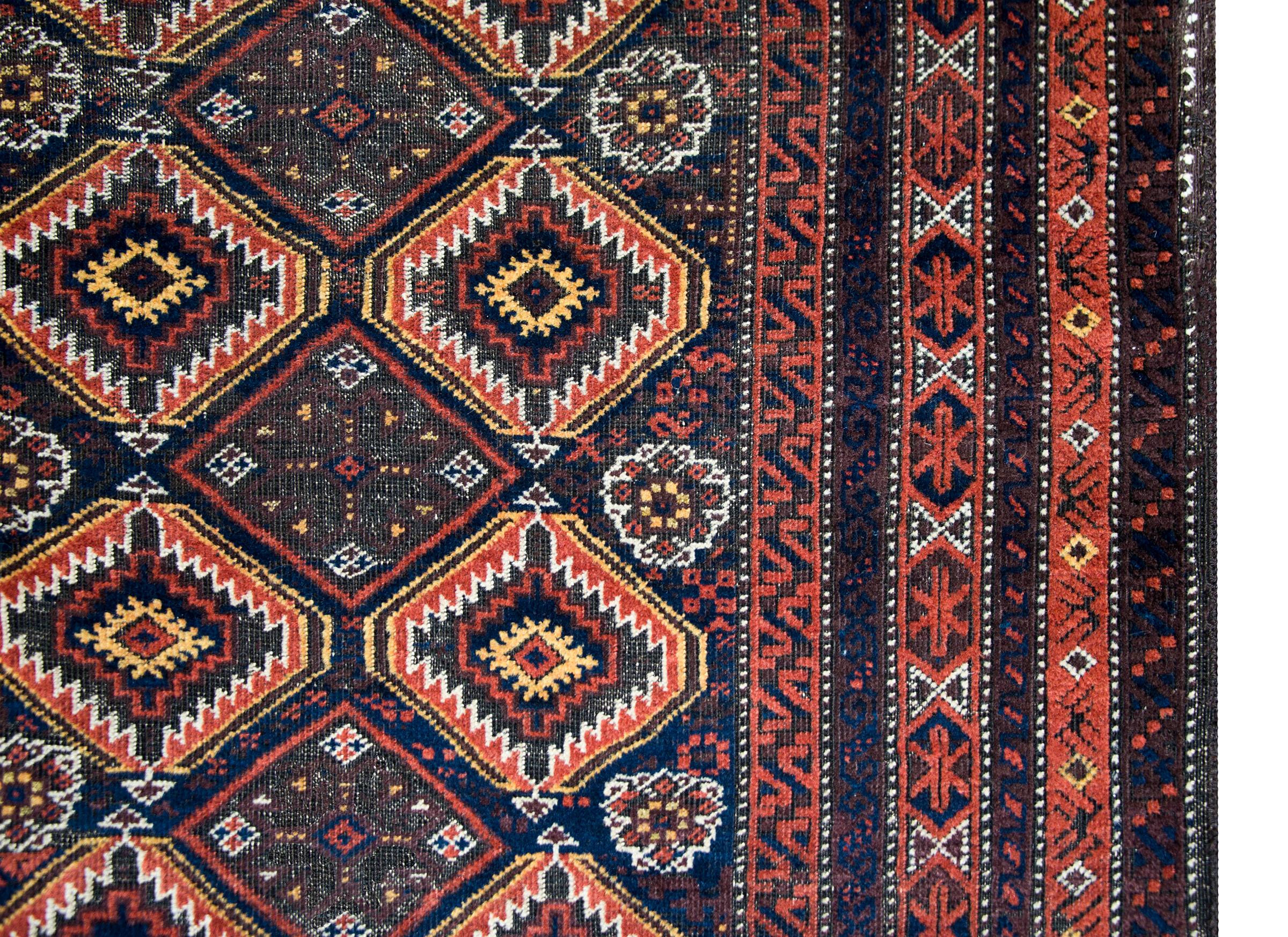 Early 20th Century Persian Baluch Rug In Good Condition For Sale In Chicago, IL