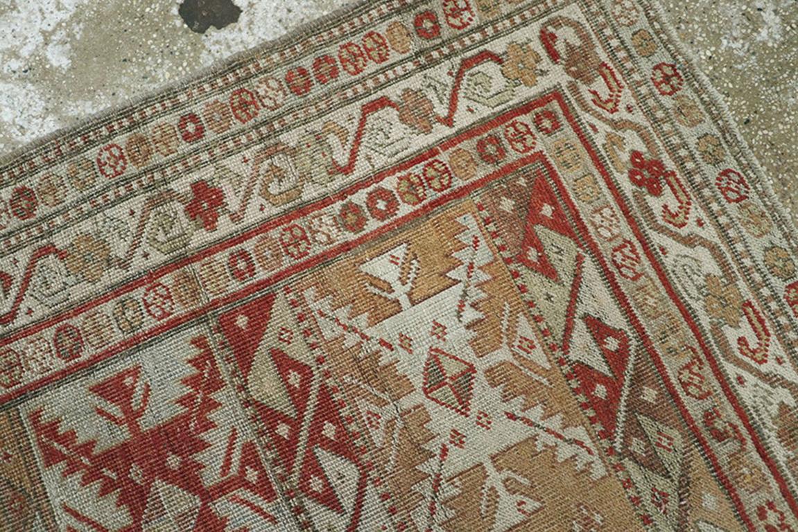 Perse Tapis d'appoint persan Bidjar du début du 20e siècle en vente