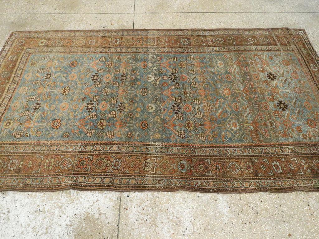 Early 20th Century Persian Bidjar Accent Rug (Persisch) im Angebot