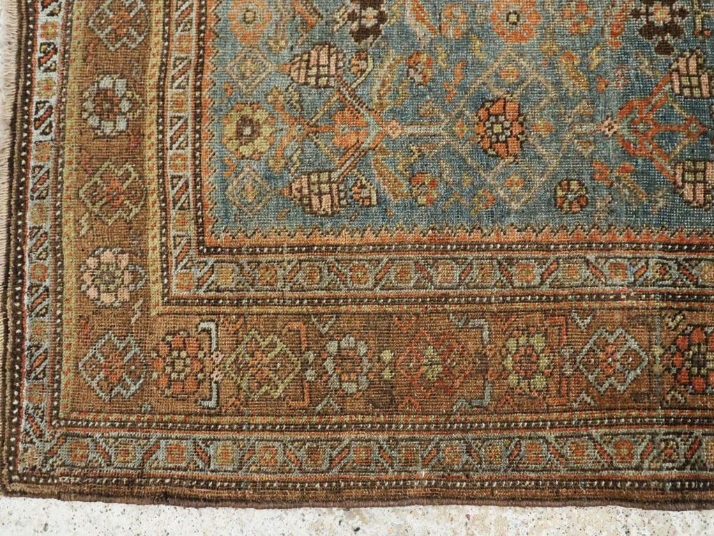 Early 20th Century Persian Bidjar Accent Rug (Handgeknüpft) im Angebot