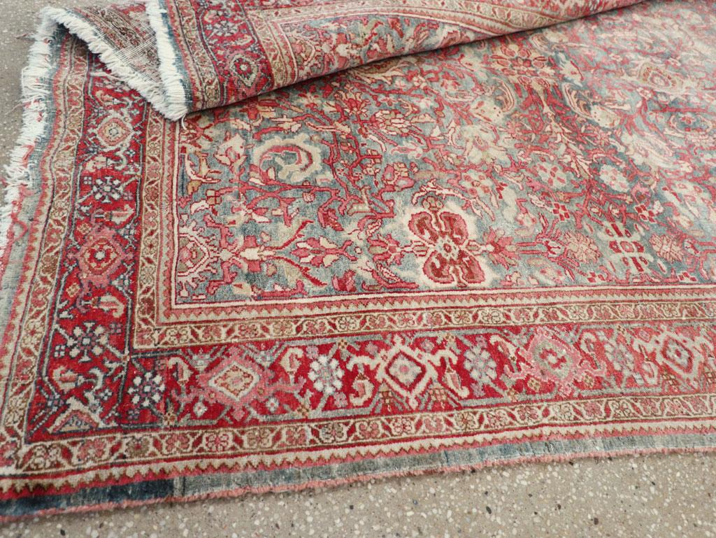 Early 20th Century Persian Bidjar Accent Rug For Sale 2