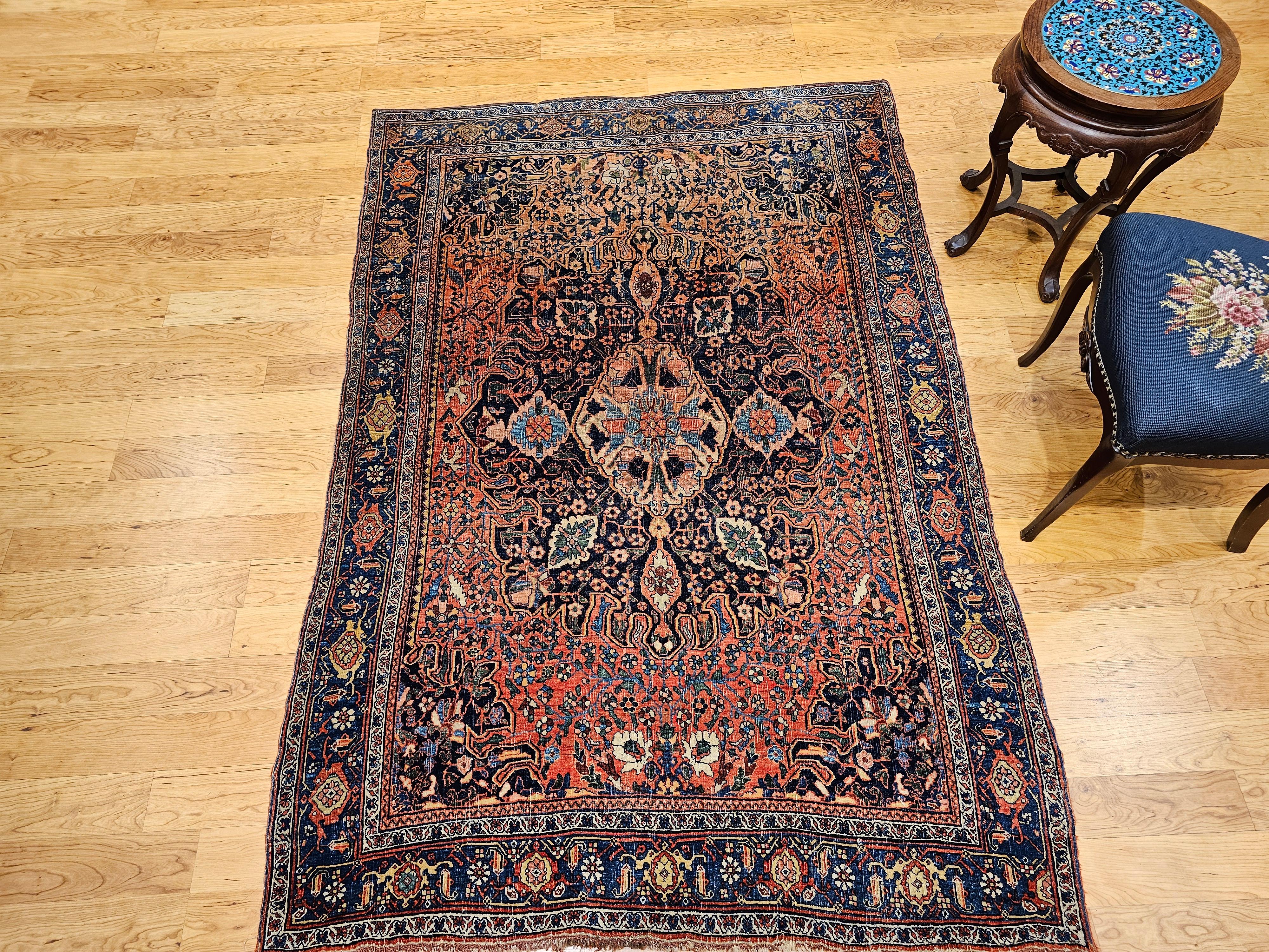 Early 20th Century Persian Bidjar in Red, French Blue, Ivory, Yellow, Navy For Sale 7
