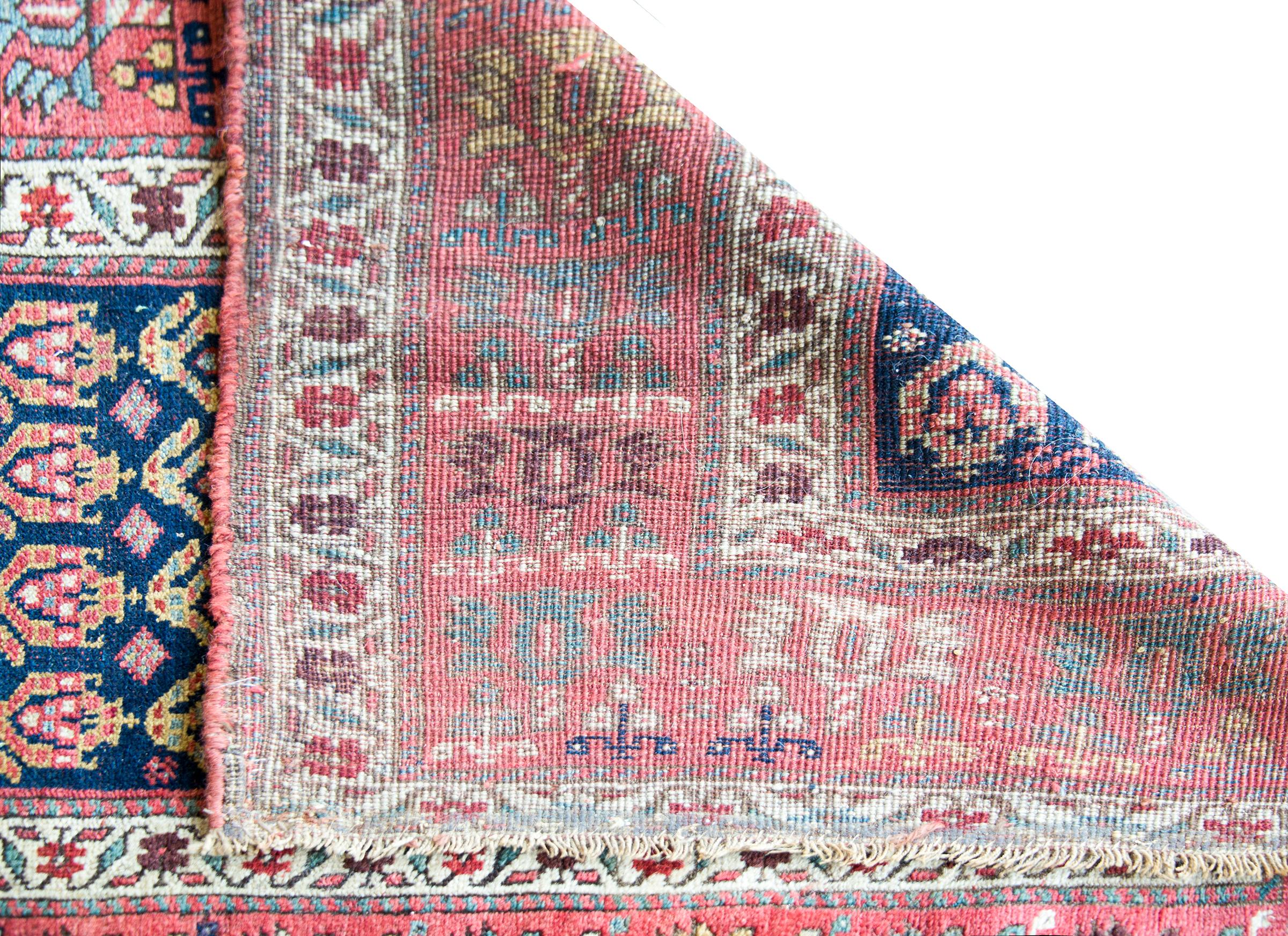 Early 20th Century Persian Bidjar Rug For Sale 5