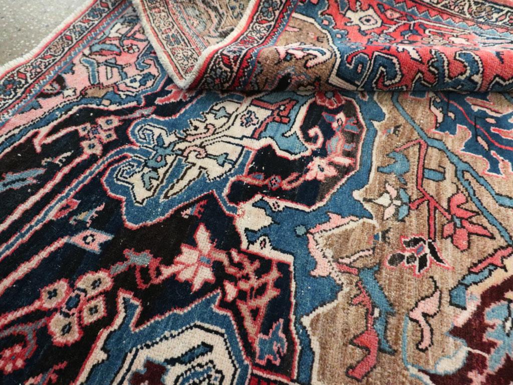 Early 20th Century Persian Bidjar Wagireh Sampler Accent Rug en Excelente estado para la venta en New York, NY