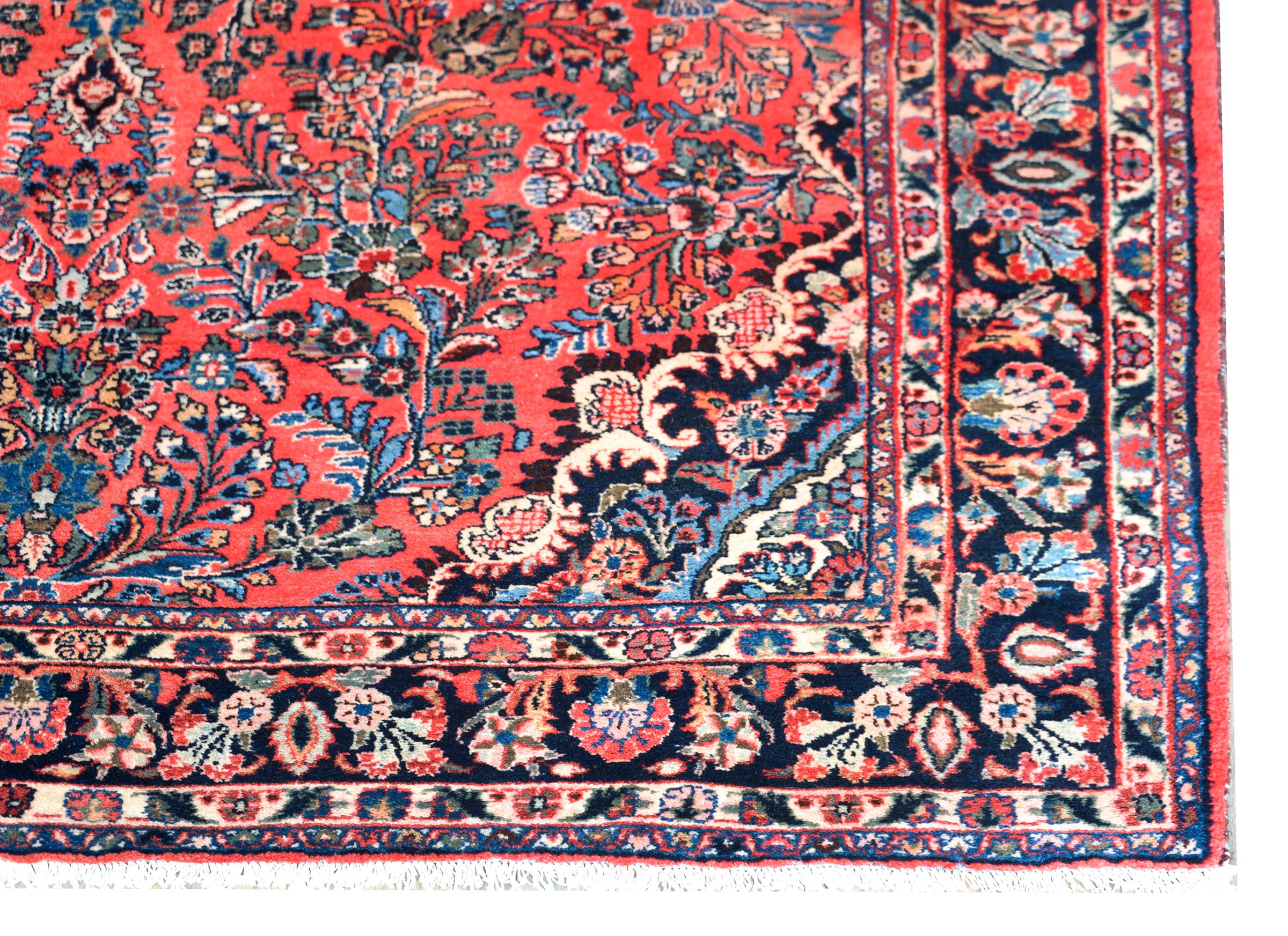 Early 20th Century Persian Dargazin Rug For Sale 3