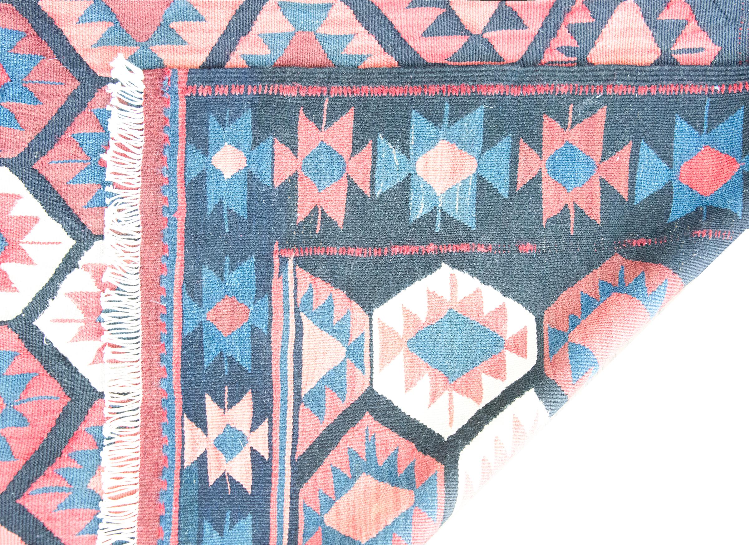 Rug & Kilim persan Ersin du début du 20e siècle en vente 7