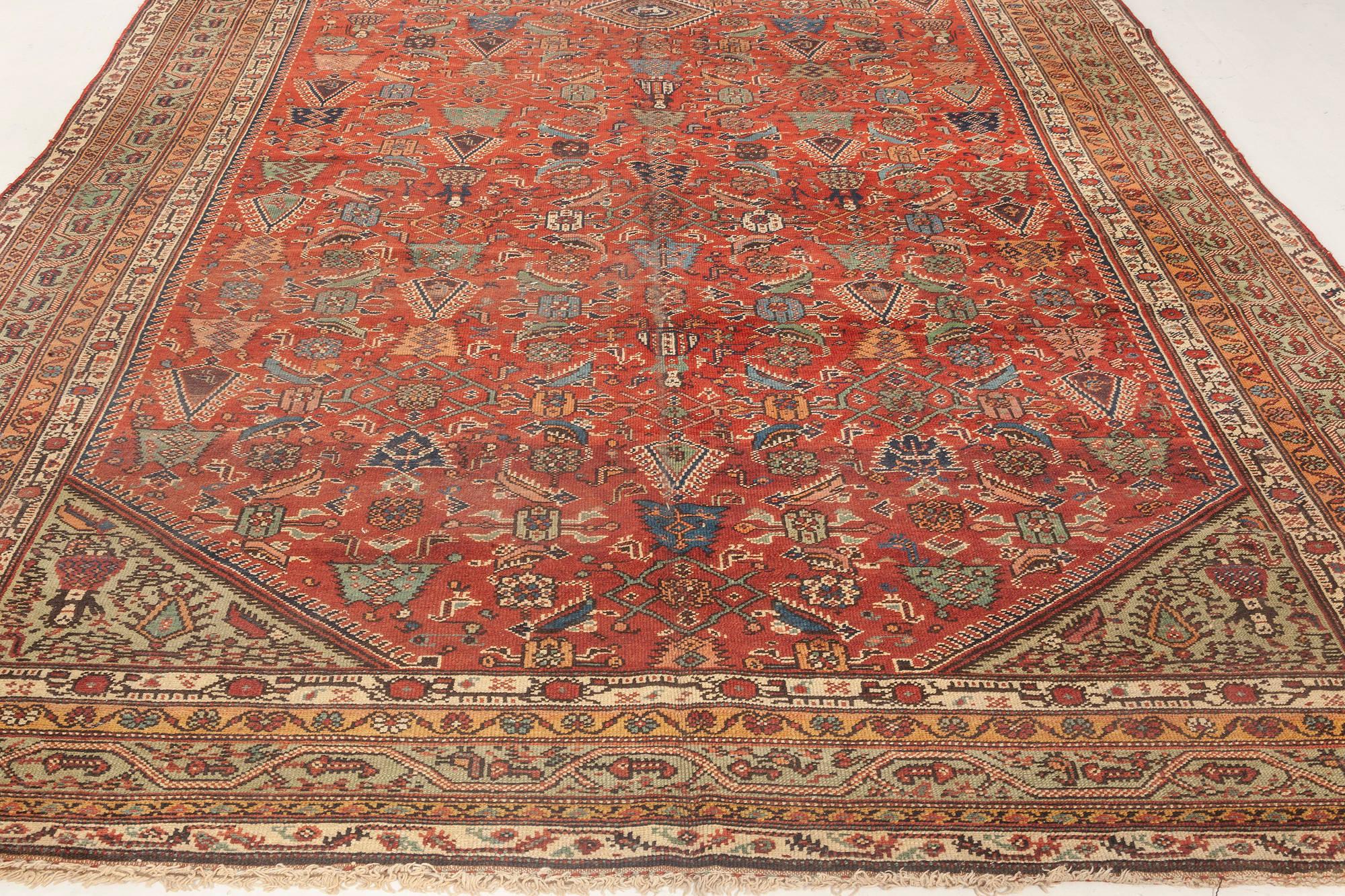 Early 20th Century Persian Feraghan Handmade Rug In Good Condition For Sale In New York, NY