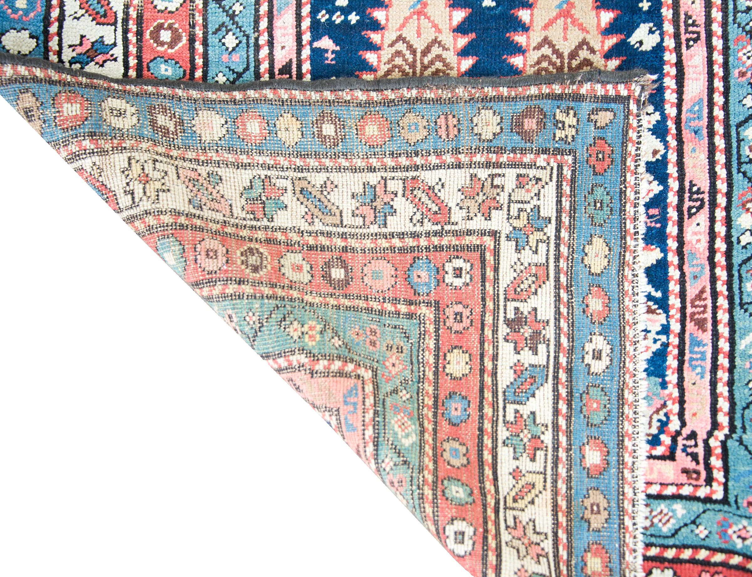 Early 20th Century Persian Ganjeh Rug For Sale 9