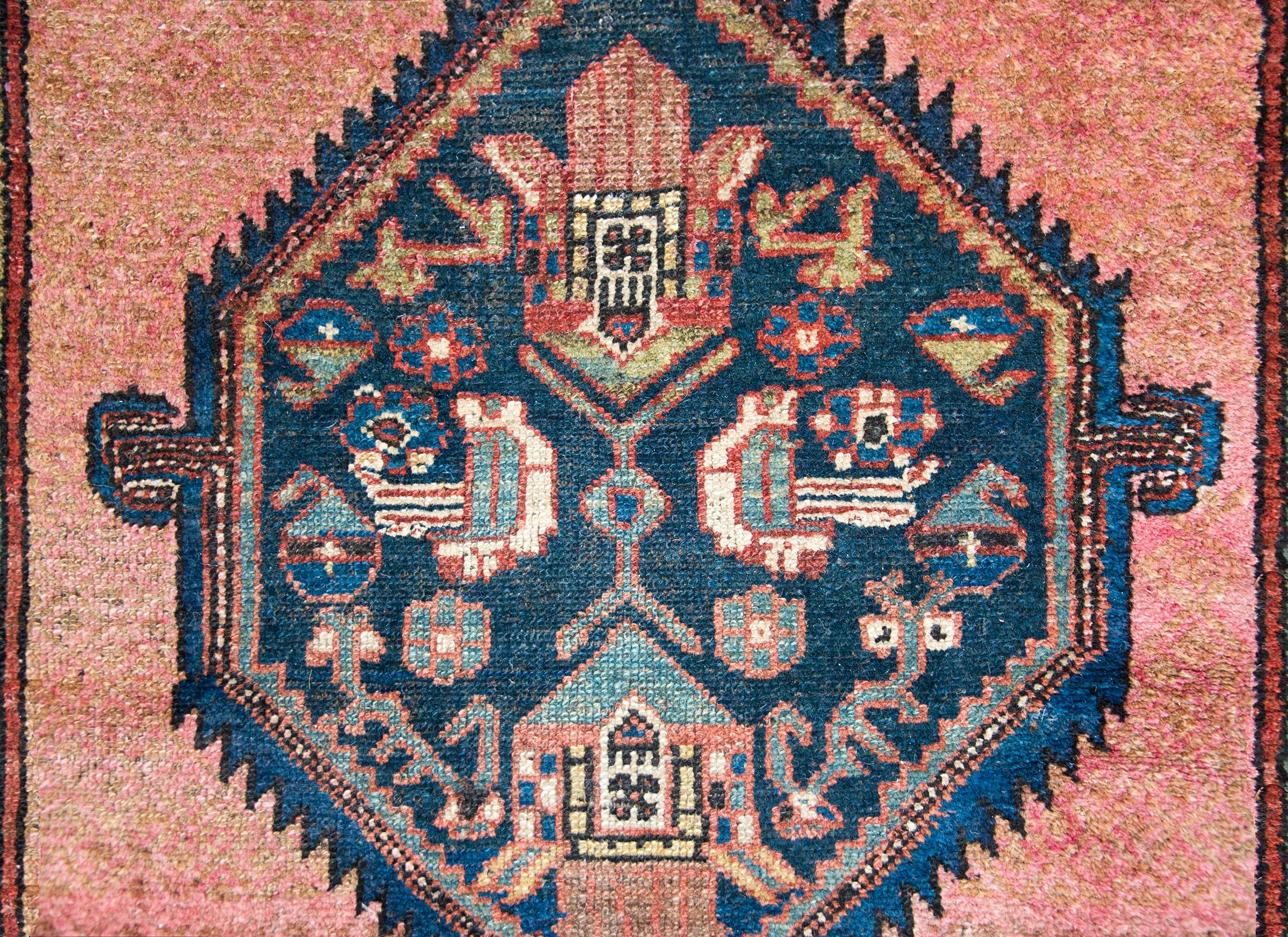 Alfombra persa Hamadan de principios del siglo XX en venta 4
