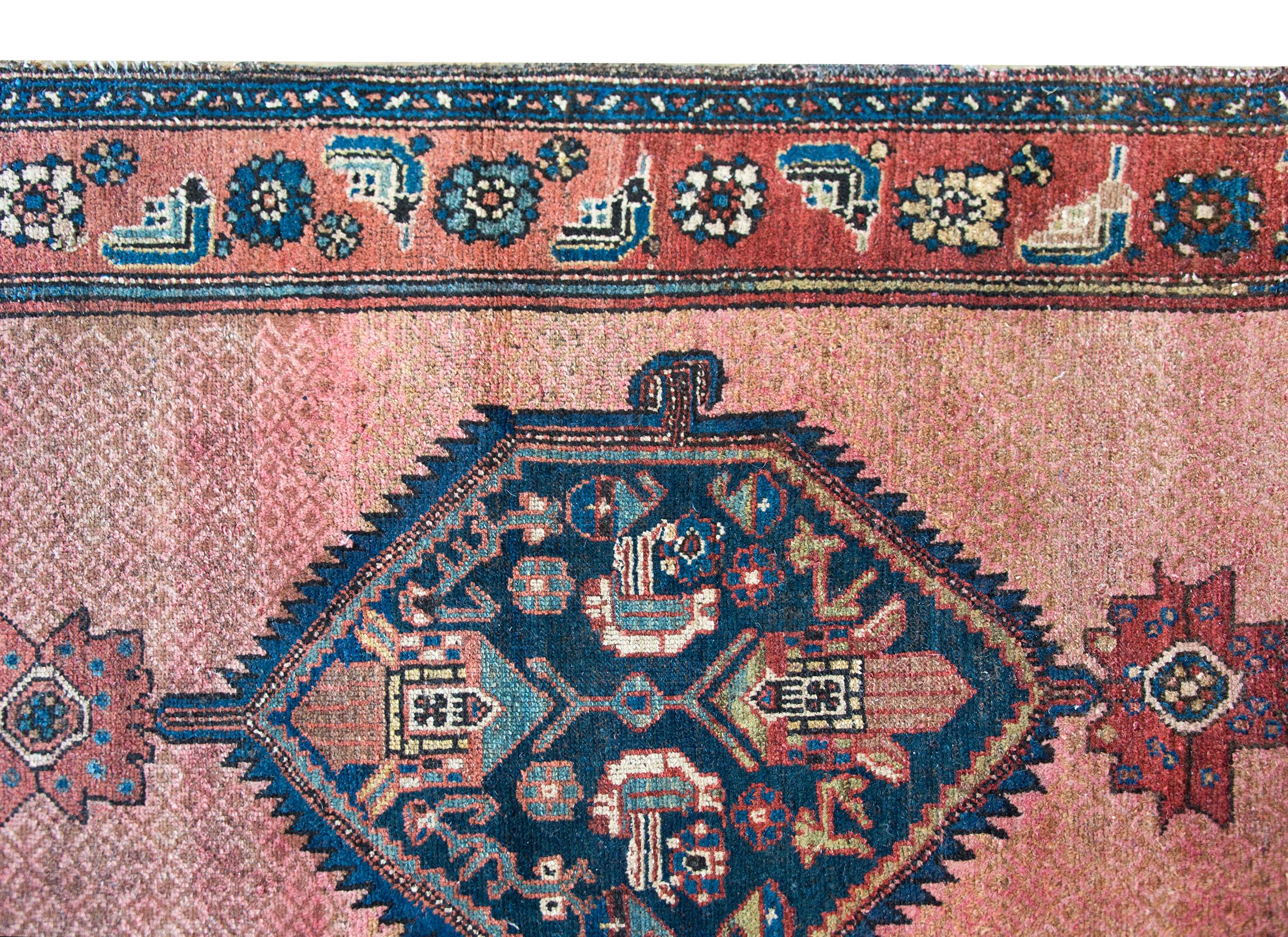 Alfombra persa Hamadan de principios del siglo XX en venta 5