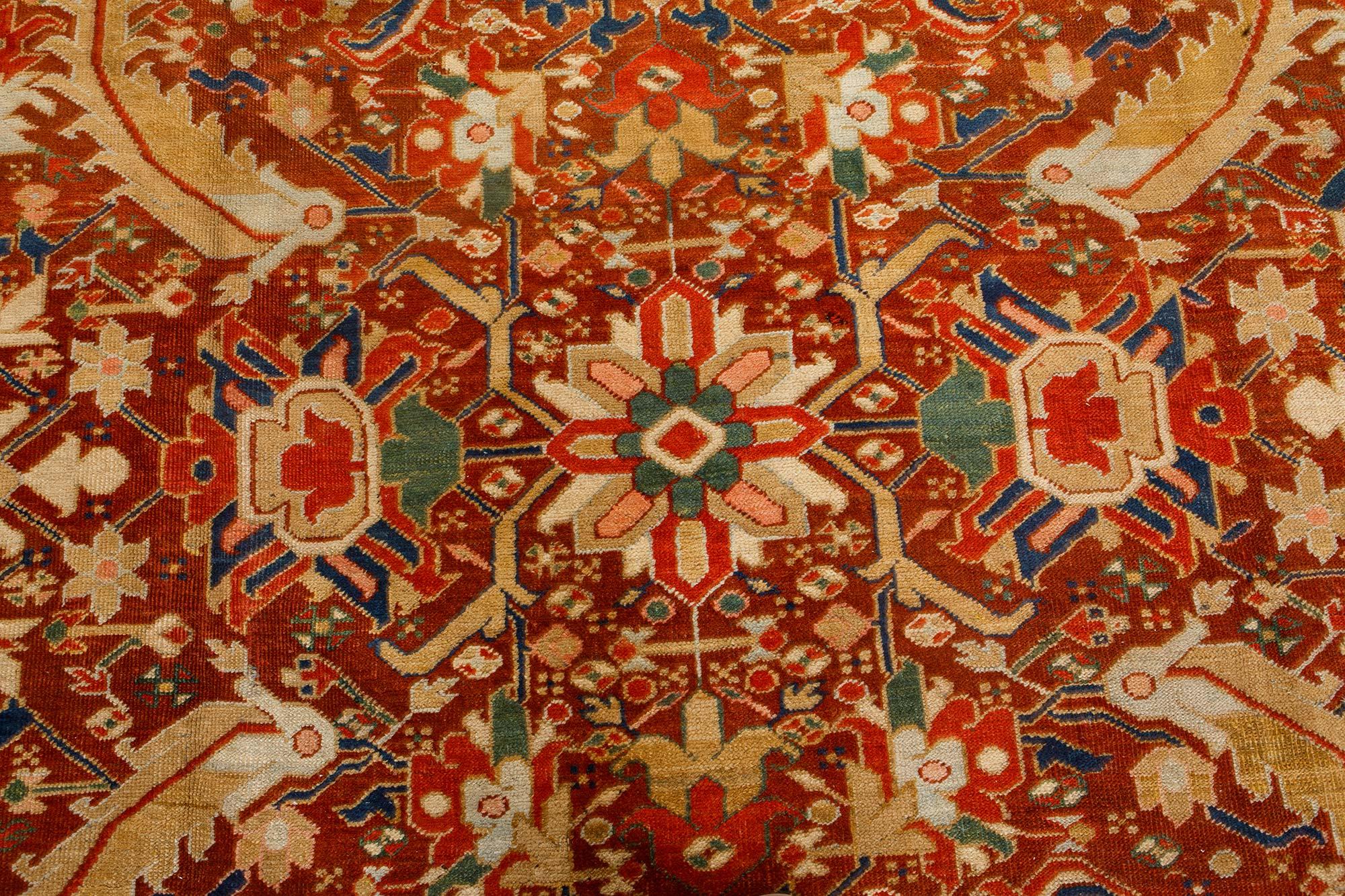 Heriz Serapi Early 20th Century Persian Heriz Handwoven Wool Rug For Sale