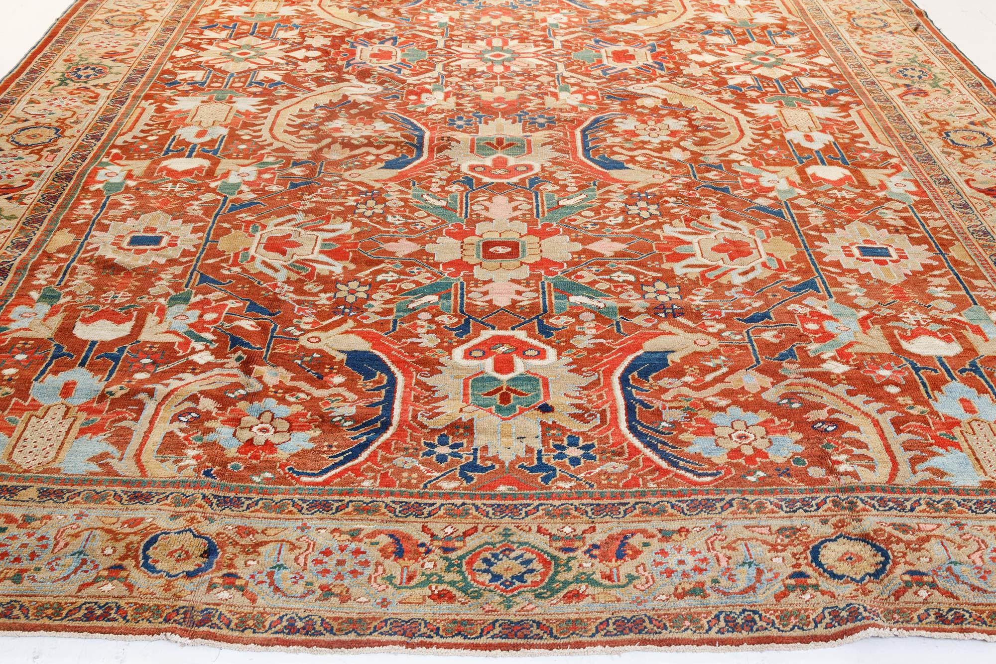 Early 20th Century Persian Heriz Handwoven Wool Rug For Sale 1