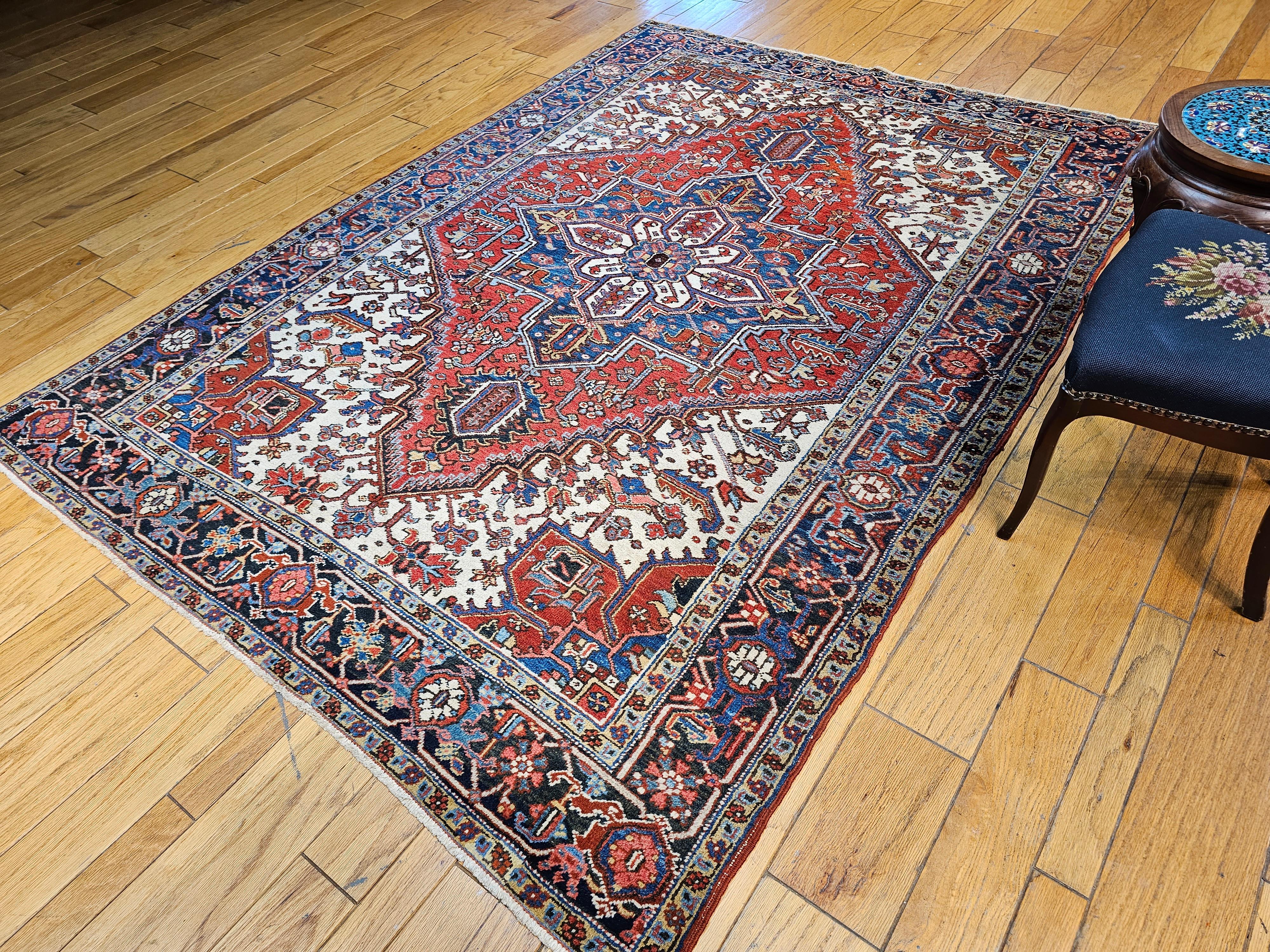 Early 20th Century Persian Heriz in Red, Navy, French Blue, Ivory, Pink, Yellow For Sale 8