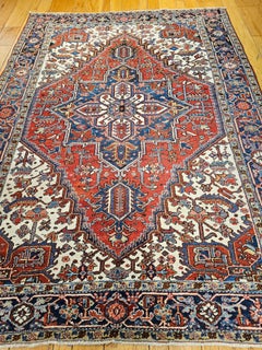 Antique Persian Heriz Rug, Wool Pile, Geometric Design, Vegetable Dyes, 1900s