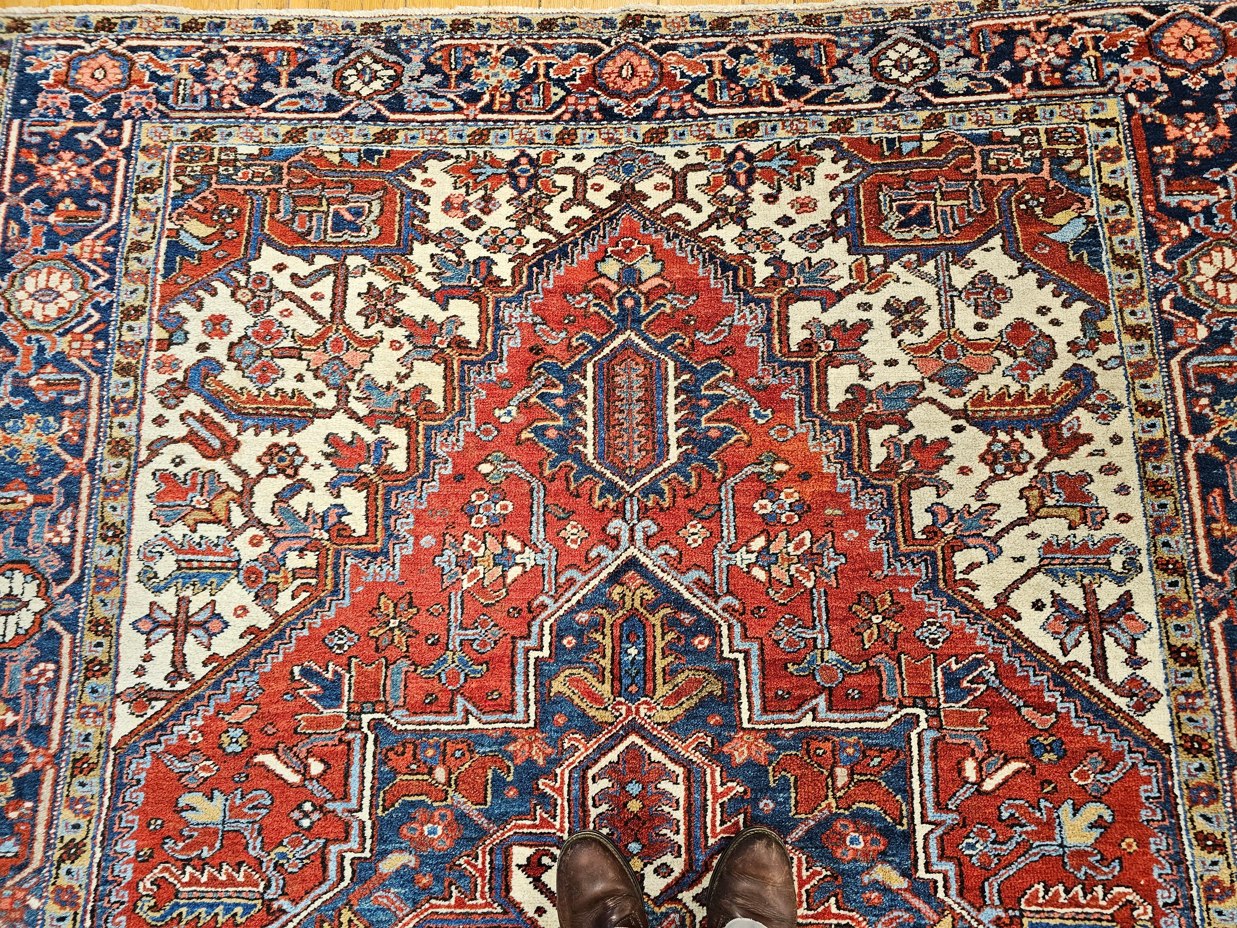 Early 20th Century Persian Heriz in Red, Navy, French Blue, Ivory, Pink, Yellow For Sale 3